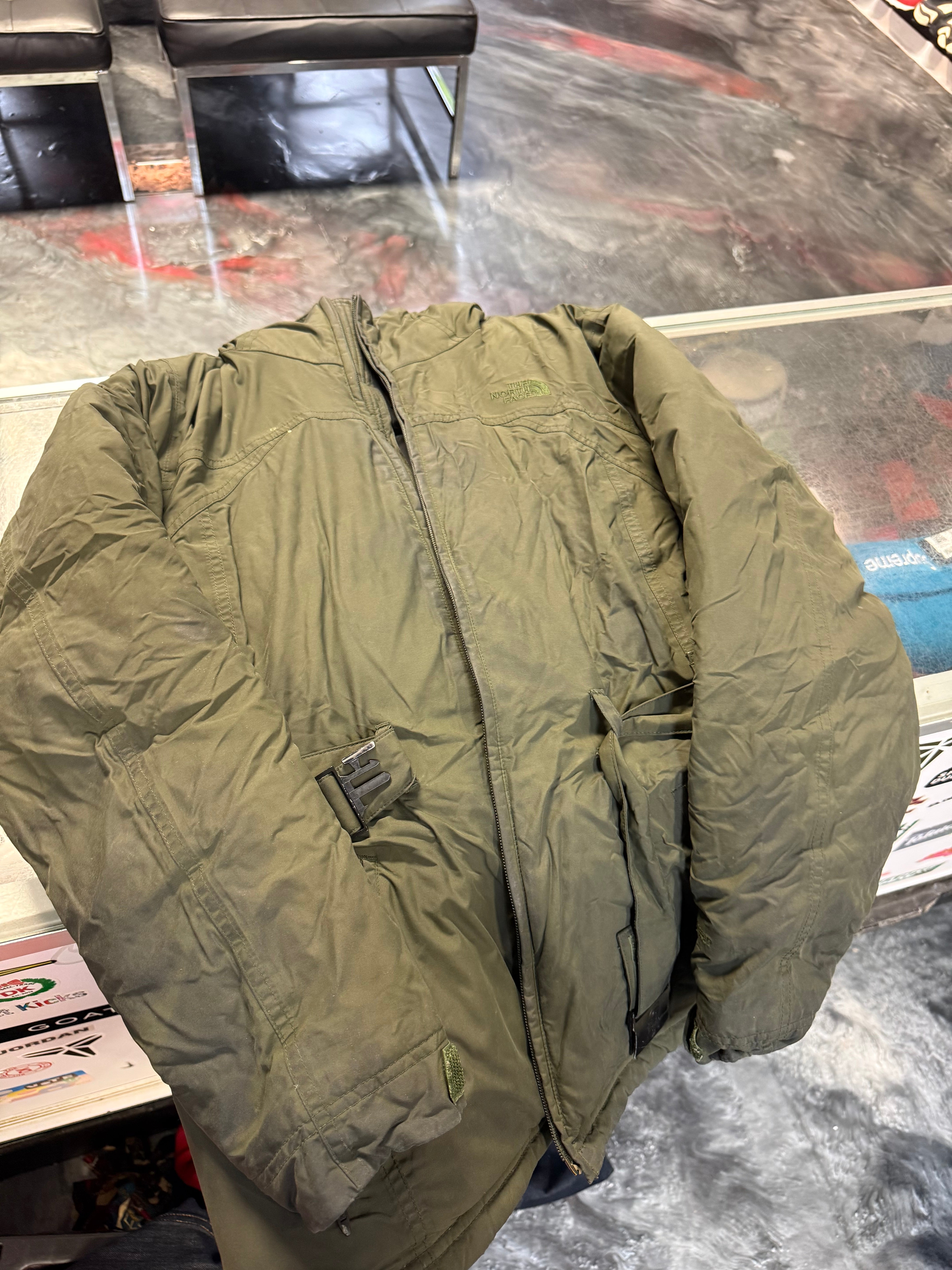Womens Large North Face Puffer Olive