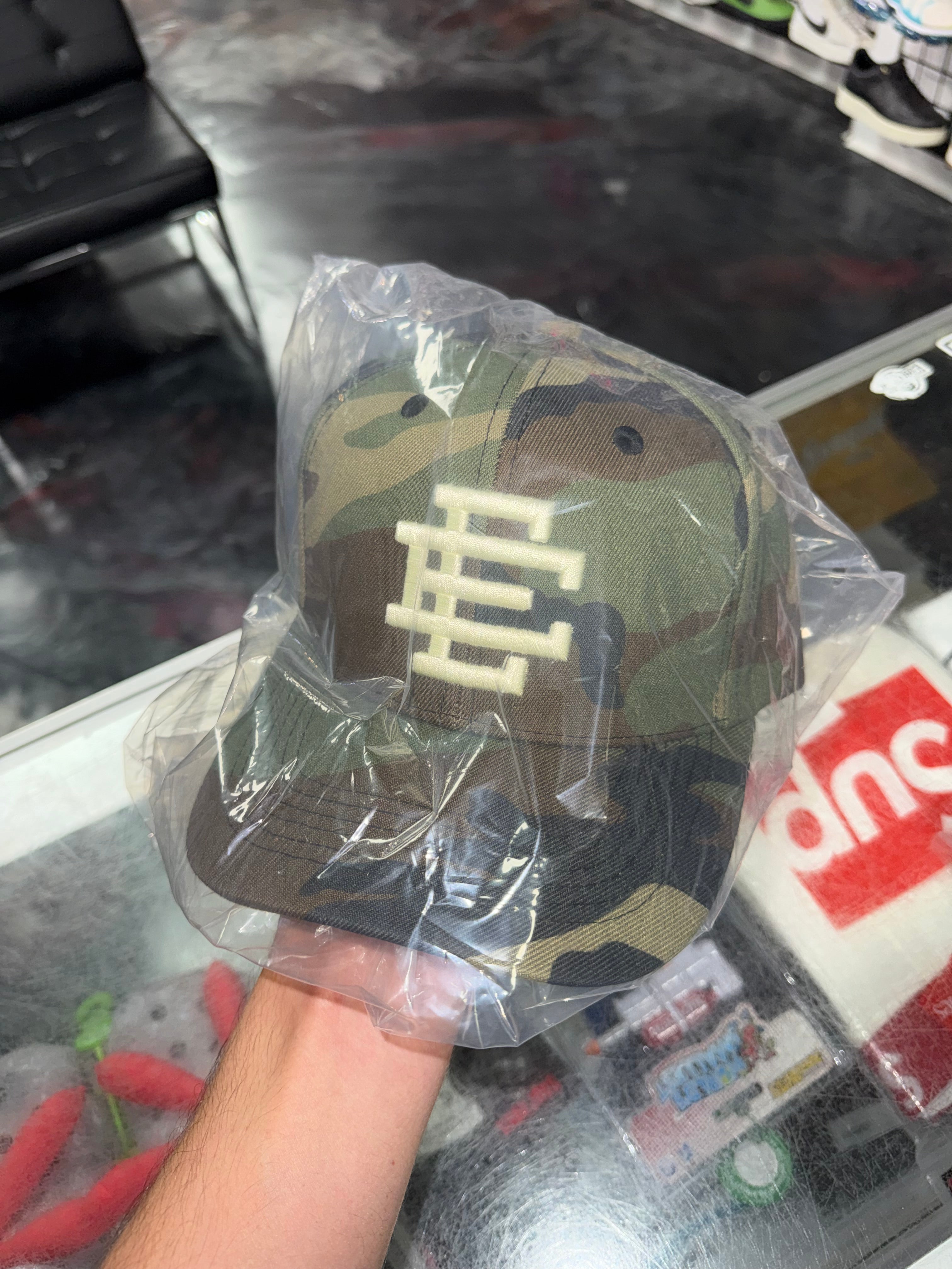 Size OS Eric Emanuel EE SnapBack Hat “Camo” Brand New
