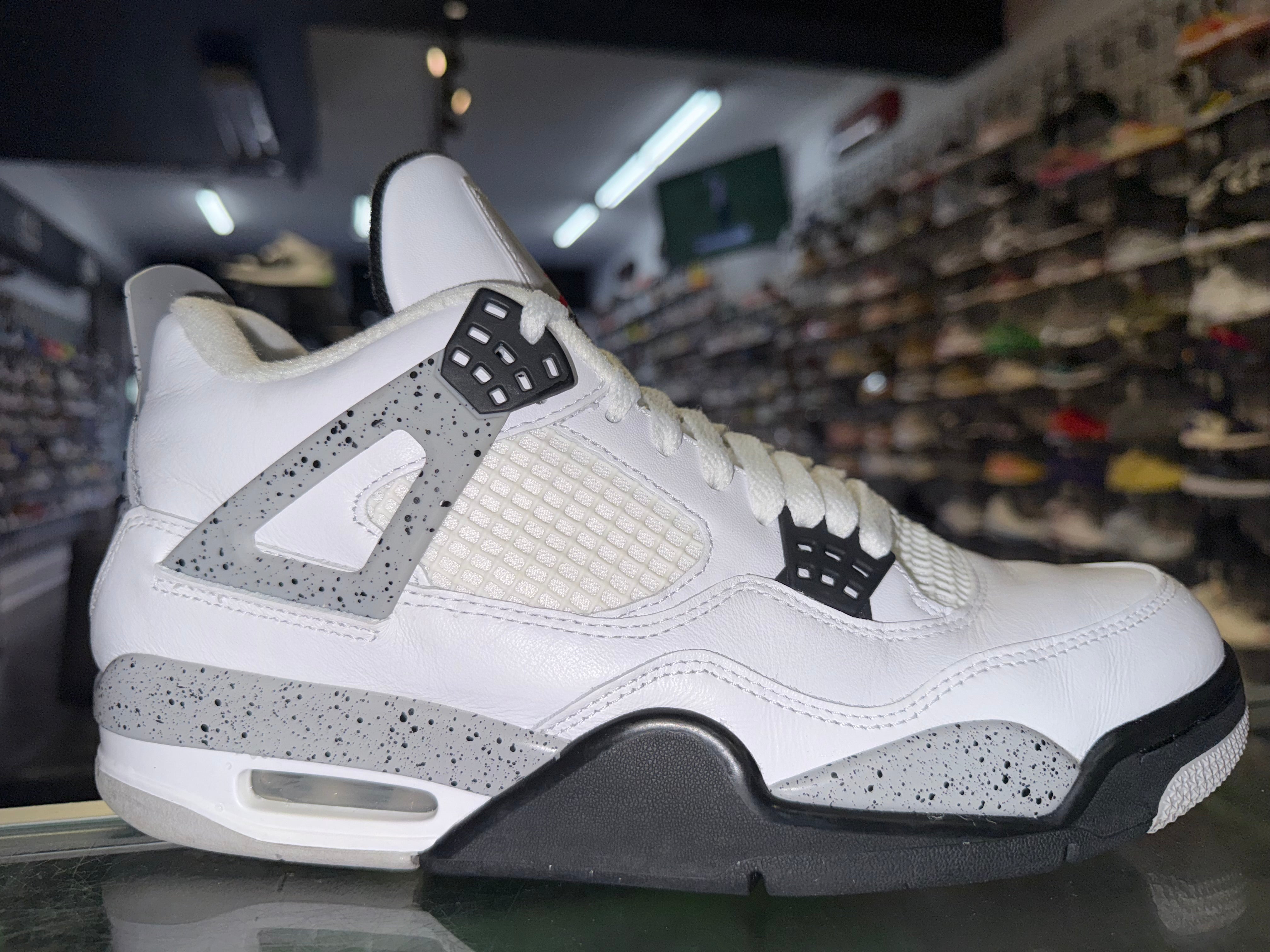 Size 9 Air Jordan 4 "White Cement" 2016