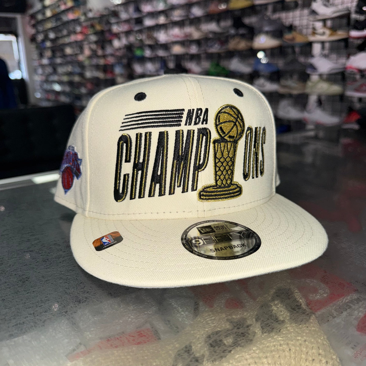 Size OS New Era SnapBack Hat Knicks Championship “Cream” Brand New