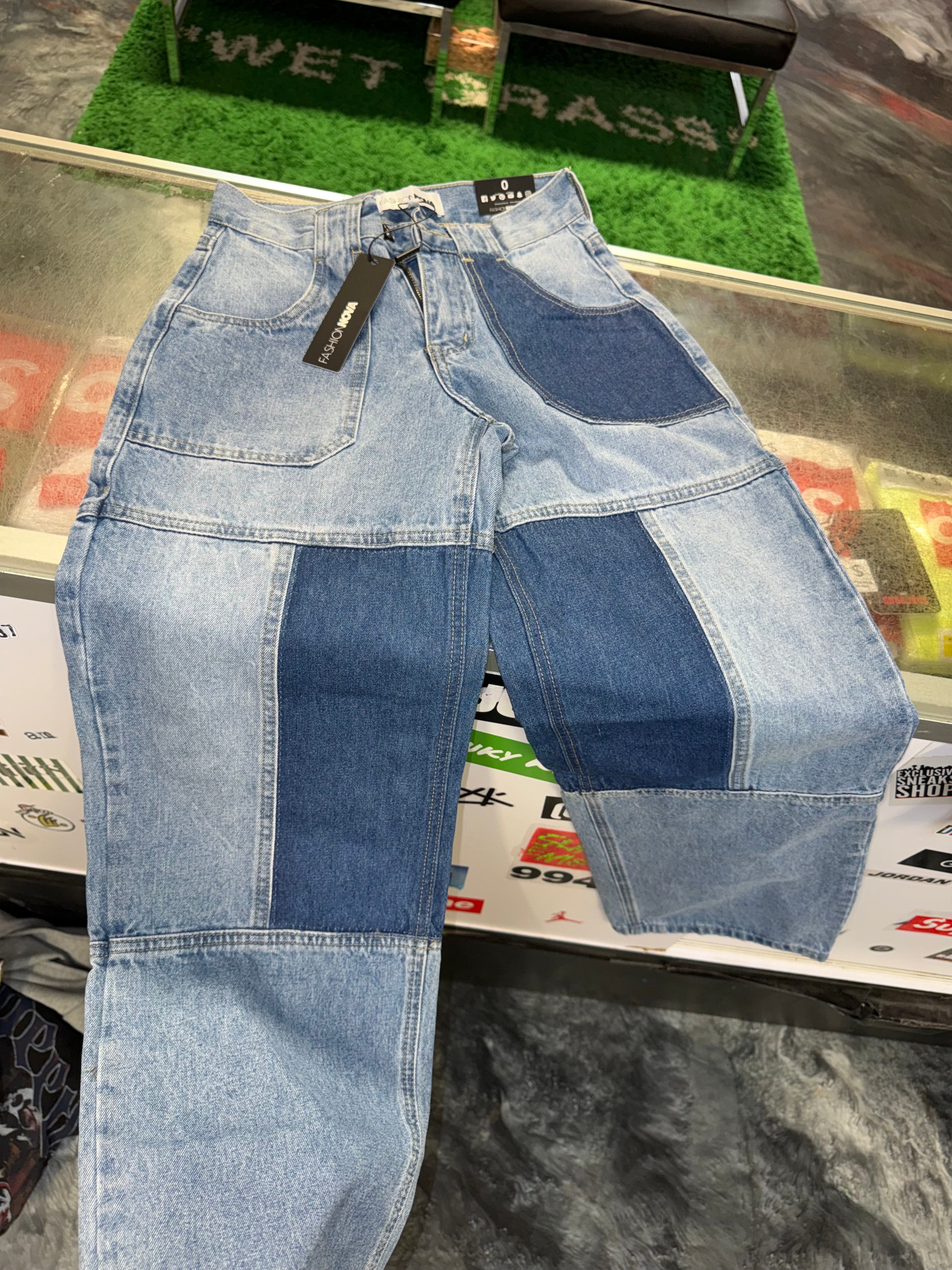 Size 0 Womens Fashion Nova Jeans NEW