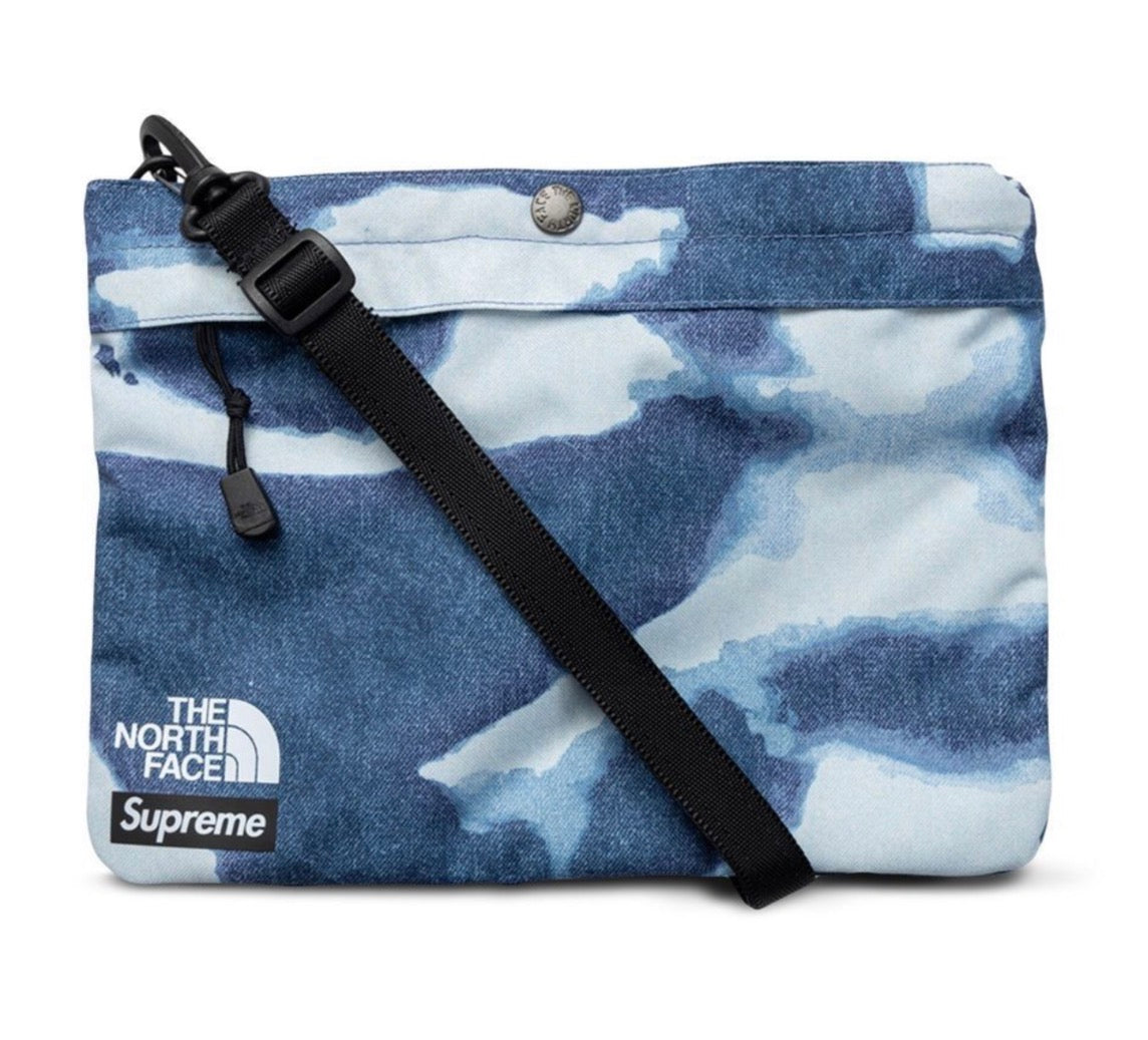 Size OS Supreme North Face Side Bag “Bleached Denim”