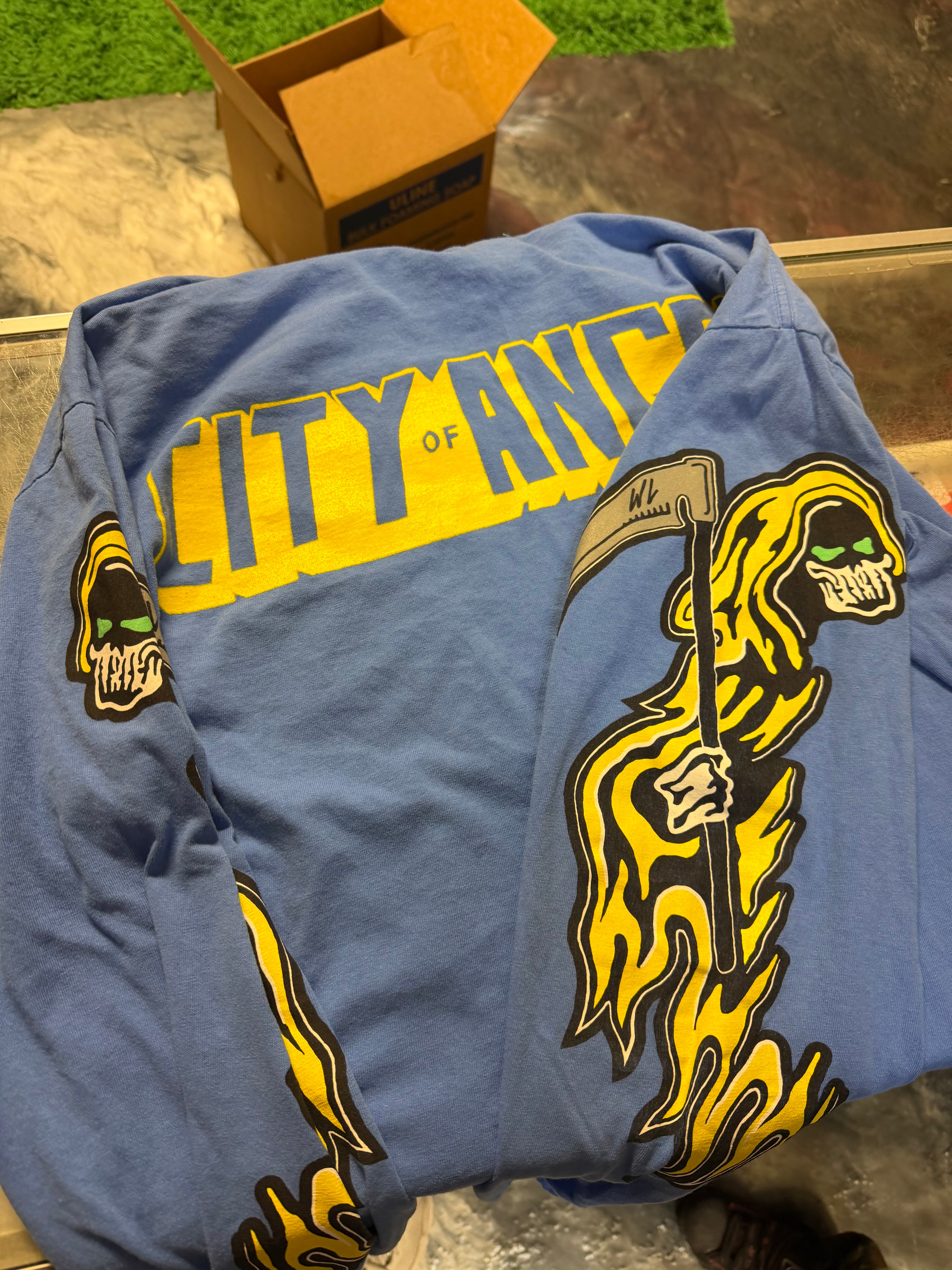 Large Warren Lotus Long Sleeve Blue