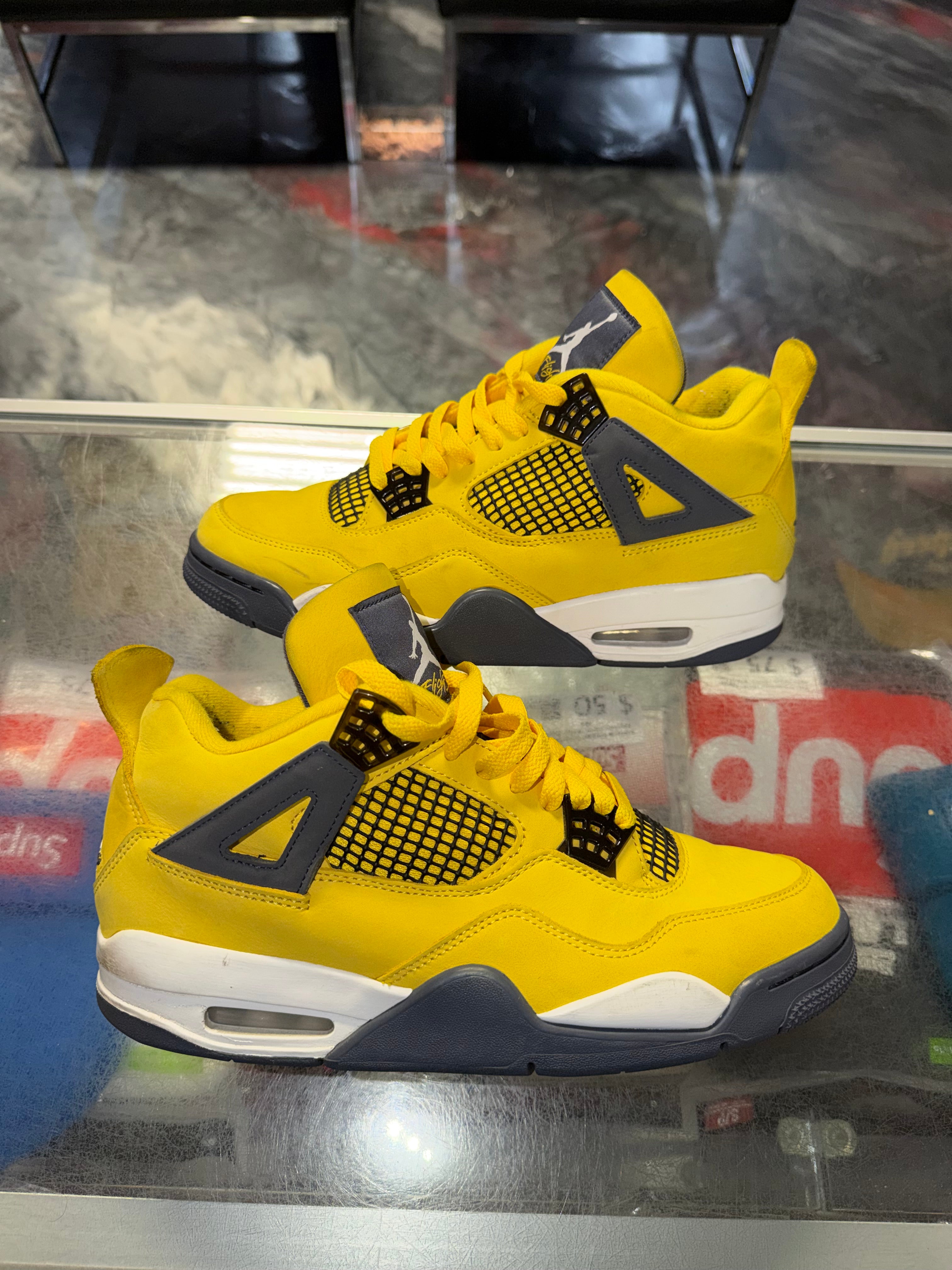 Size 9 AJ 4 Lightning - NB