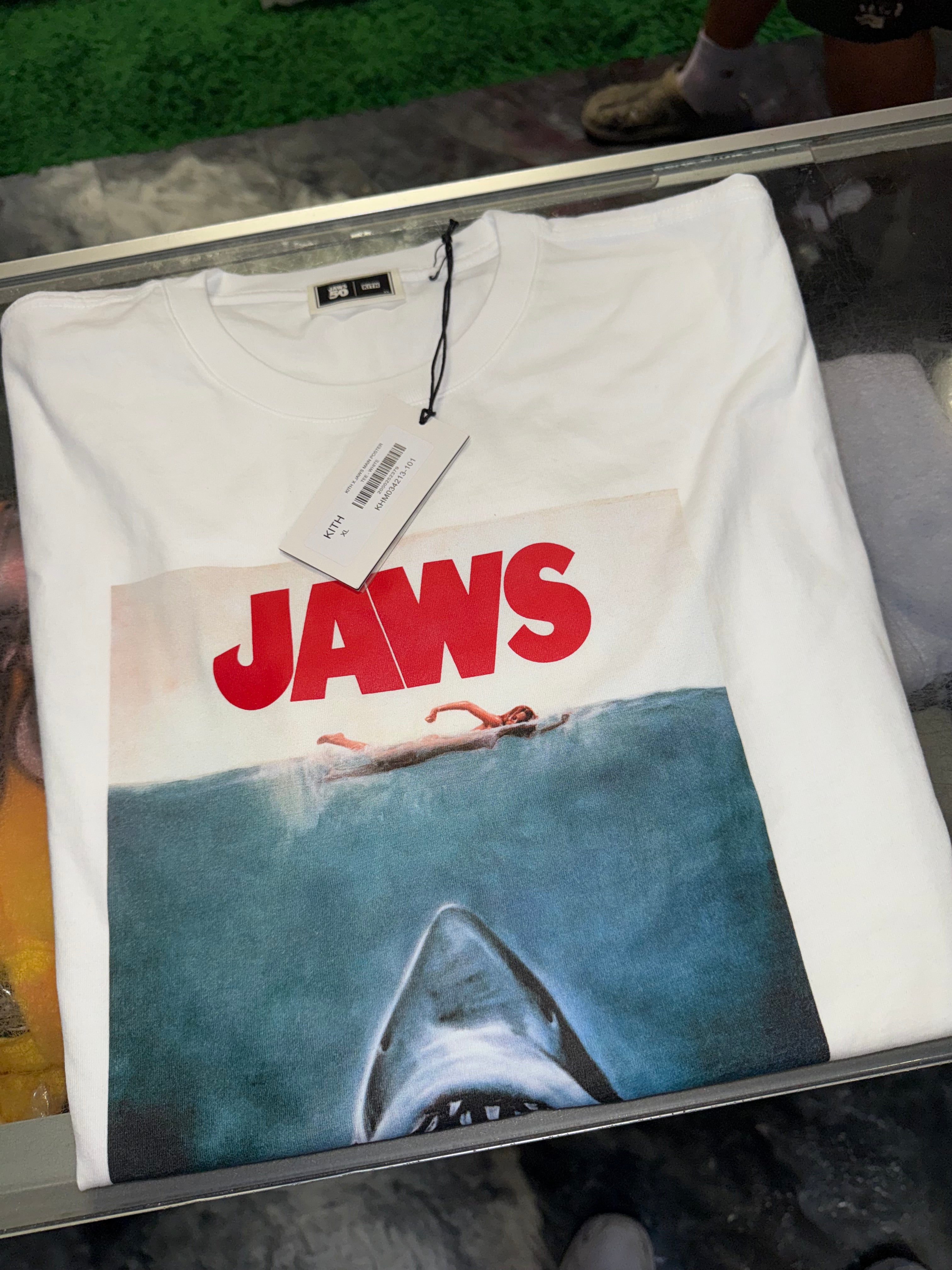 Size XL Kith for Jaws Tee “White” Brand New