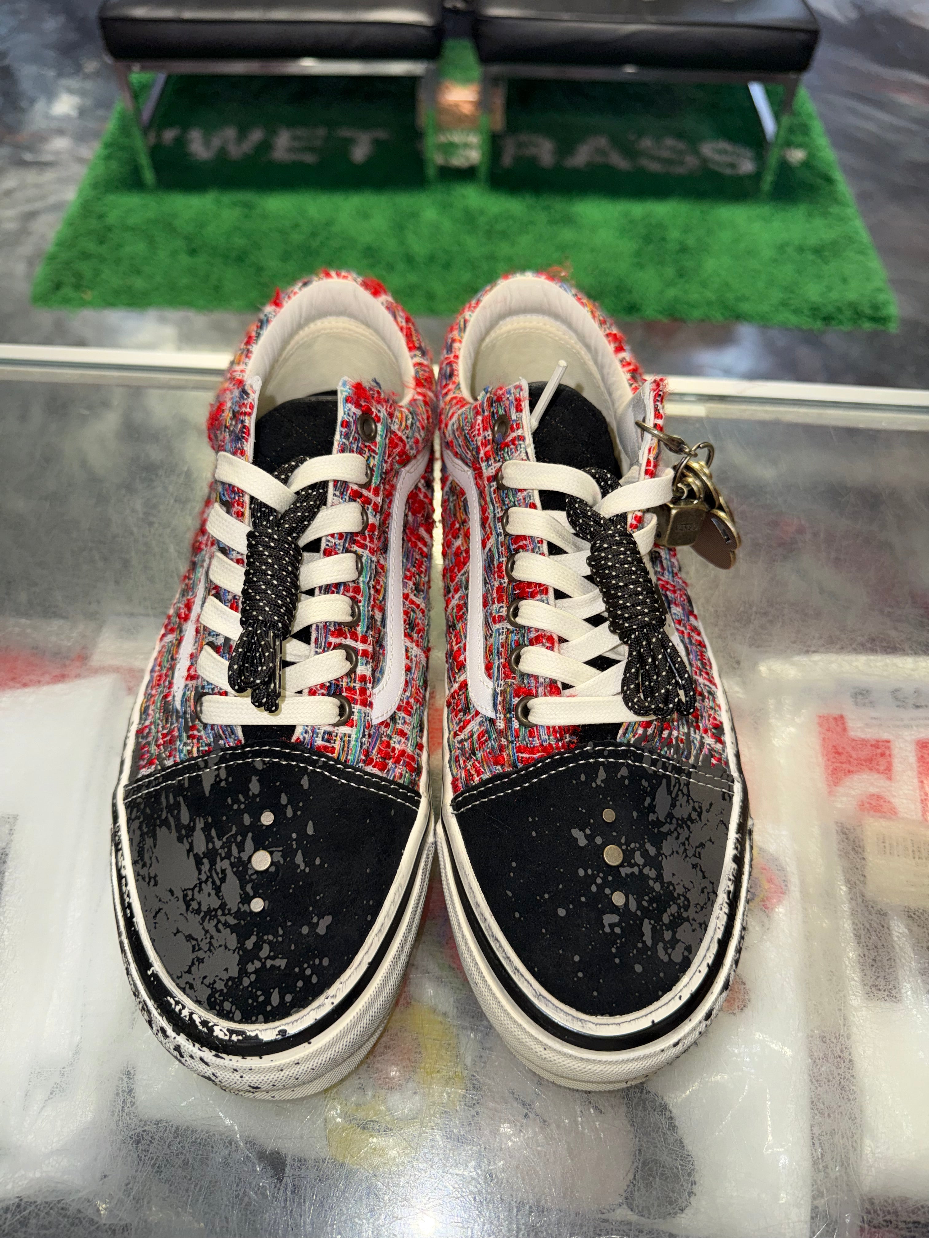 Size 9.5 Vans Premium Old Skool Charms "Red Black" Brand New