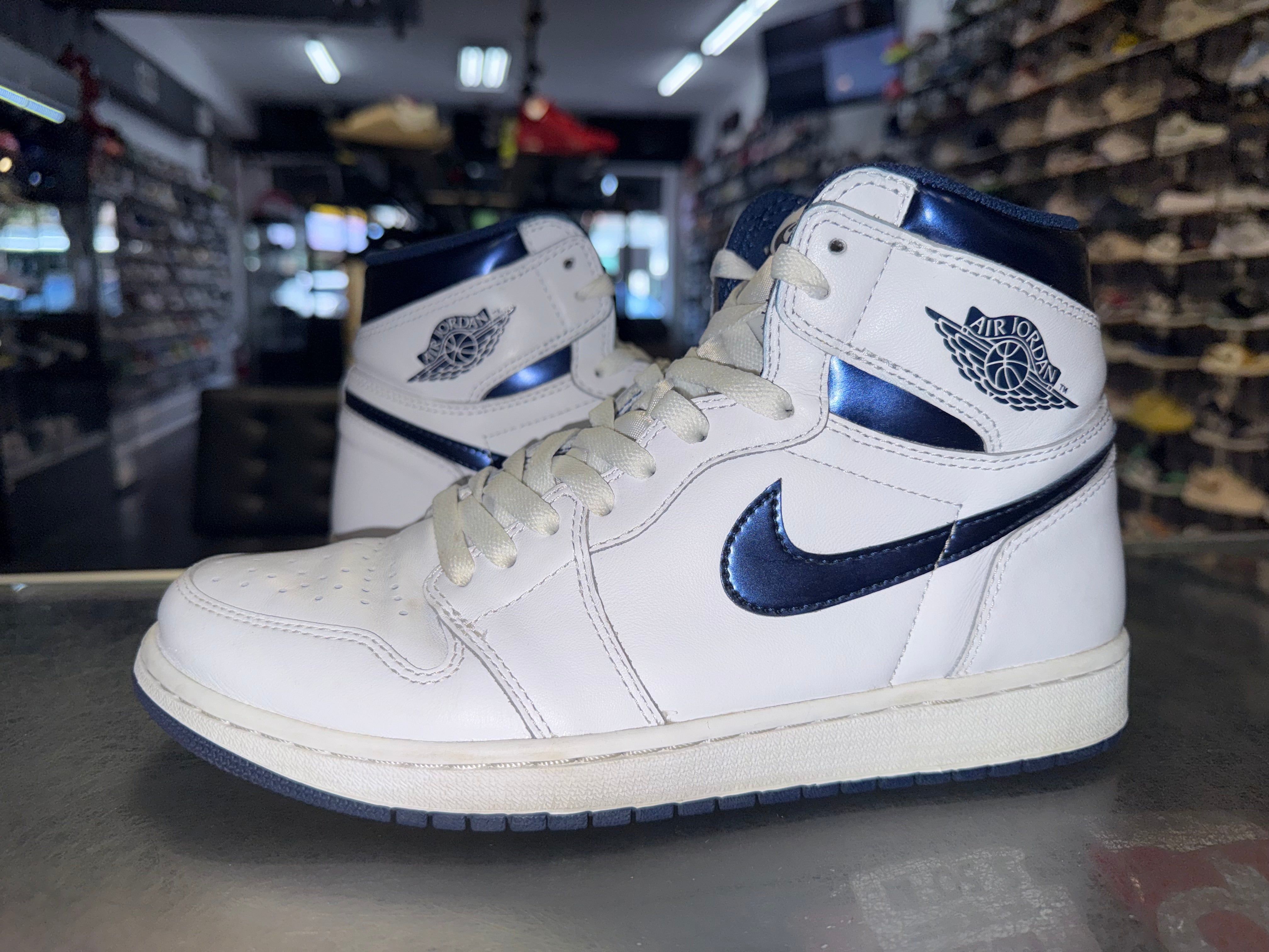 Size 8.5 Air Jordan 1 “Metallic Navy”