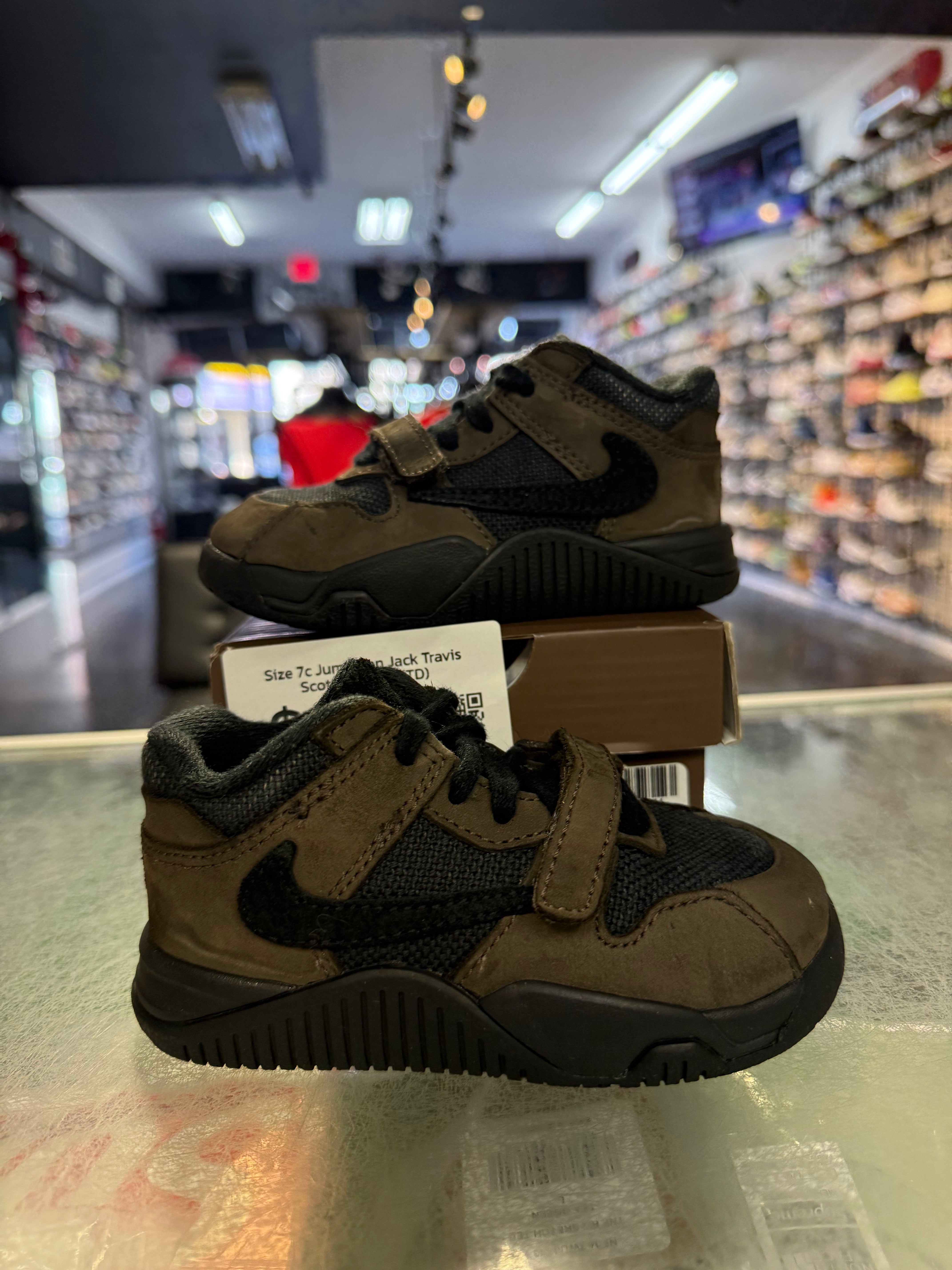 Size 7c Jumpman Jack Travis Scott “Mocha” (TD)
