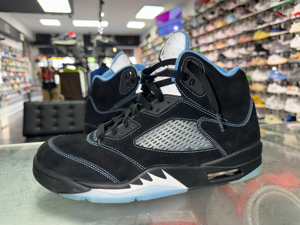 Size 10.5 Air Jordan 5 “Black University Blue”
