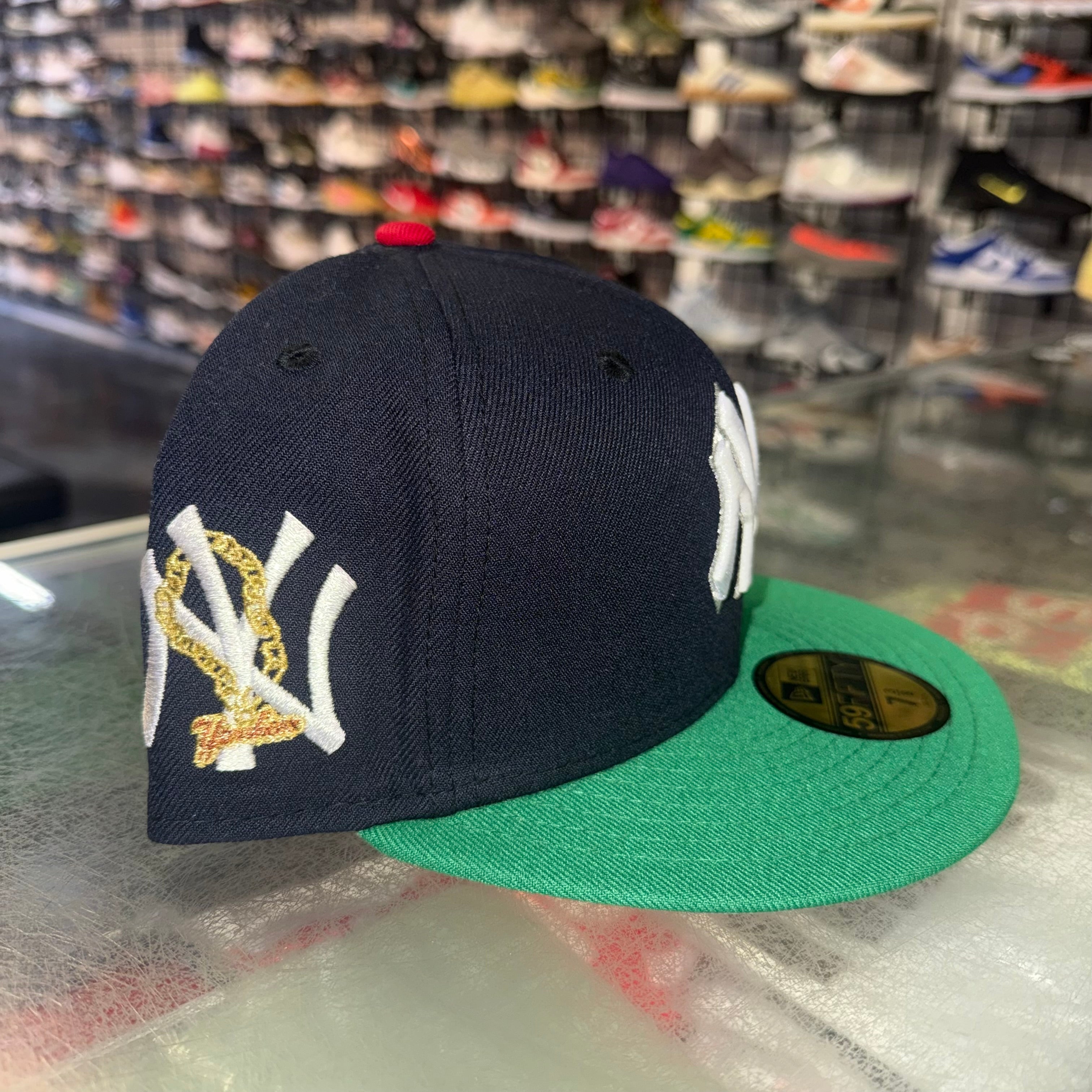 Size 7 3/8 New Era Fitted Hat “Yankees Mexico” Brand New