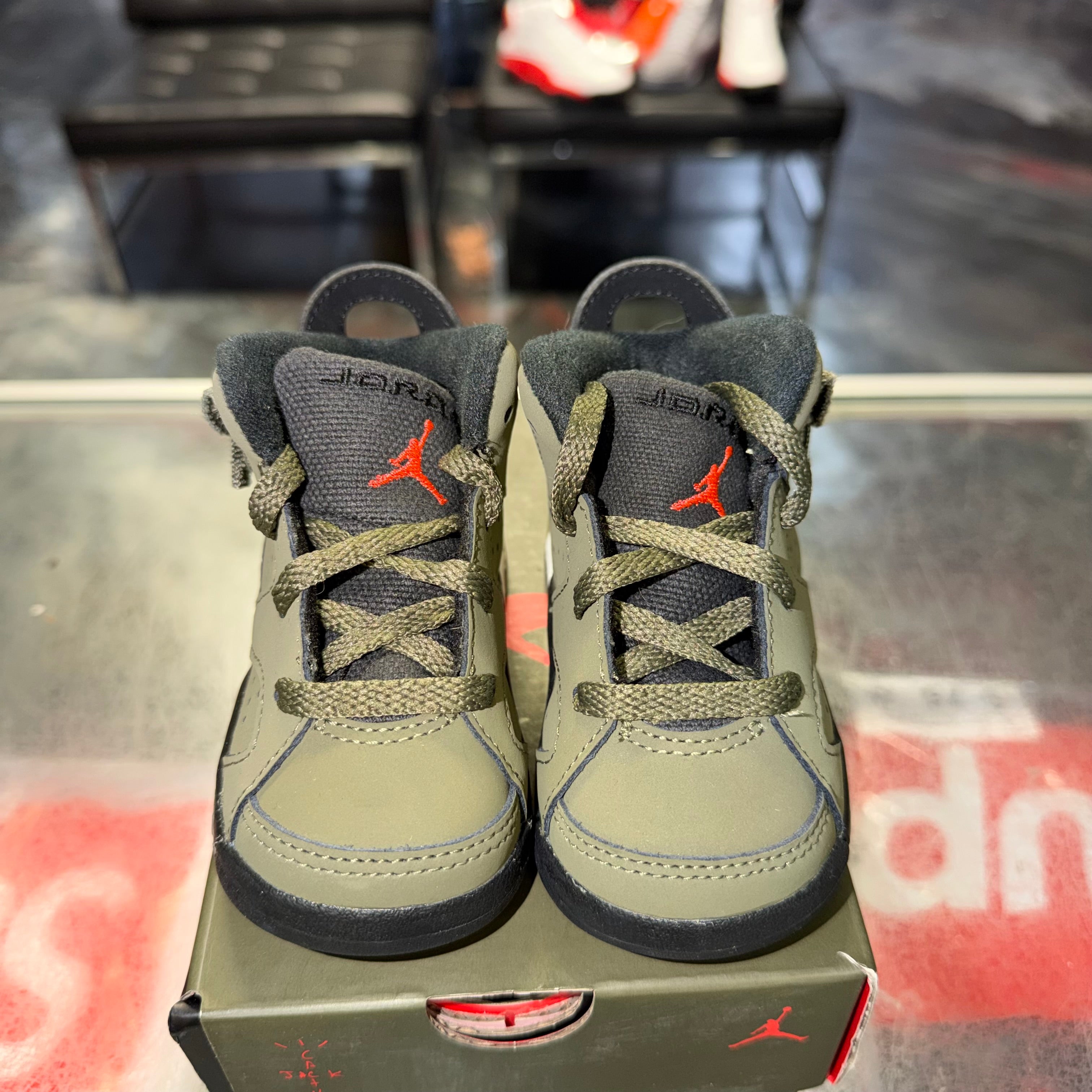 Size 4c Air Jordan 6 Travis Scott "Olive"(TD) Brand New