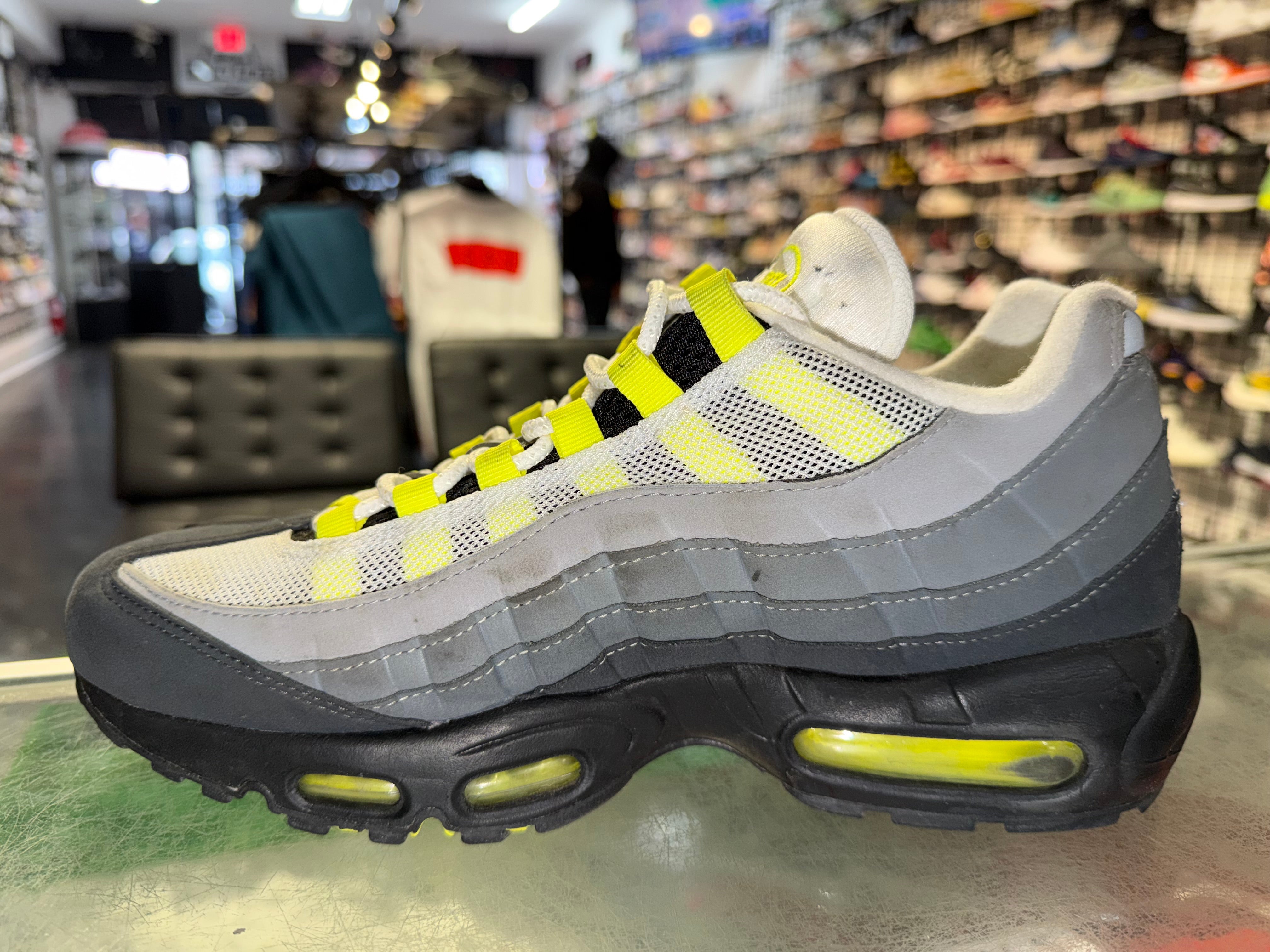 Size 10 Air Max 95 "OG Neon" 2020