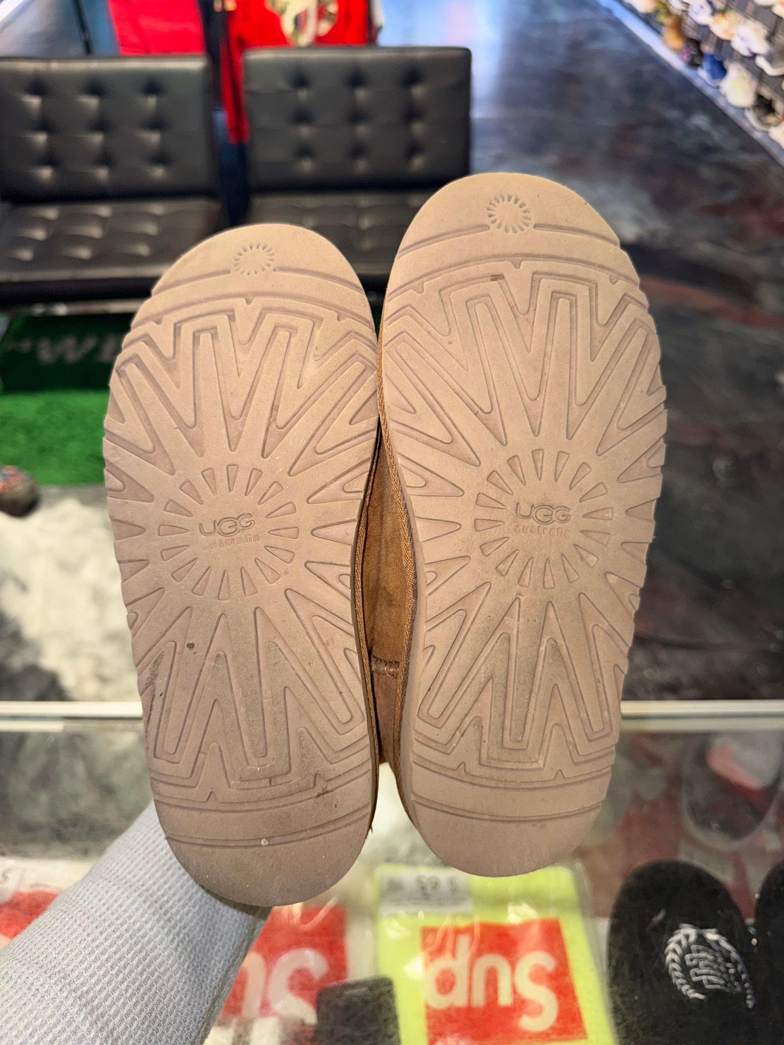 Size 4 UGG Classic Mini "Chesnut"