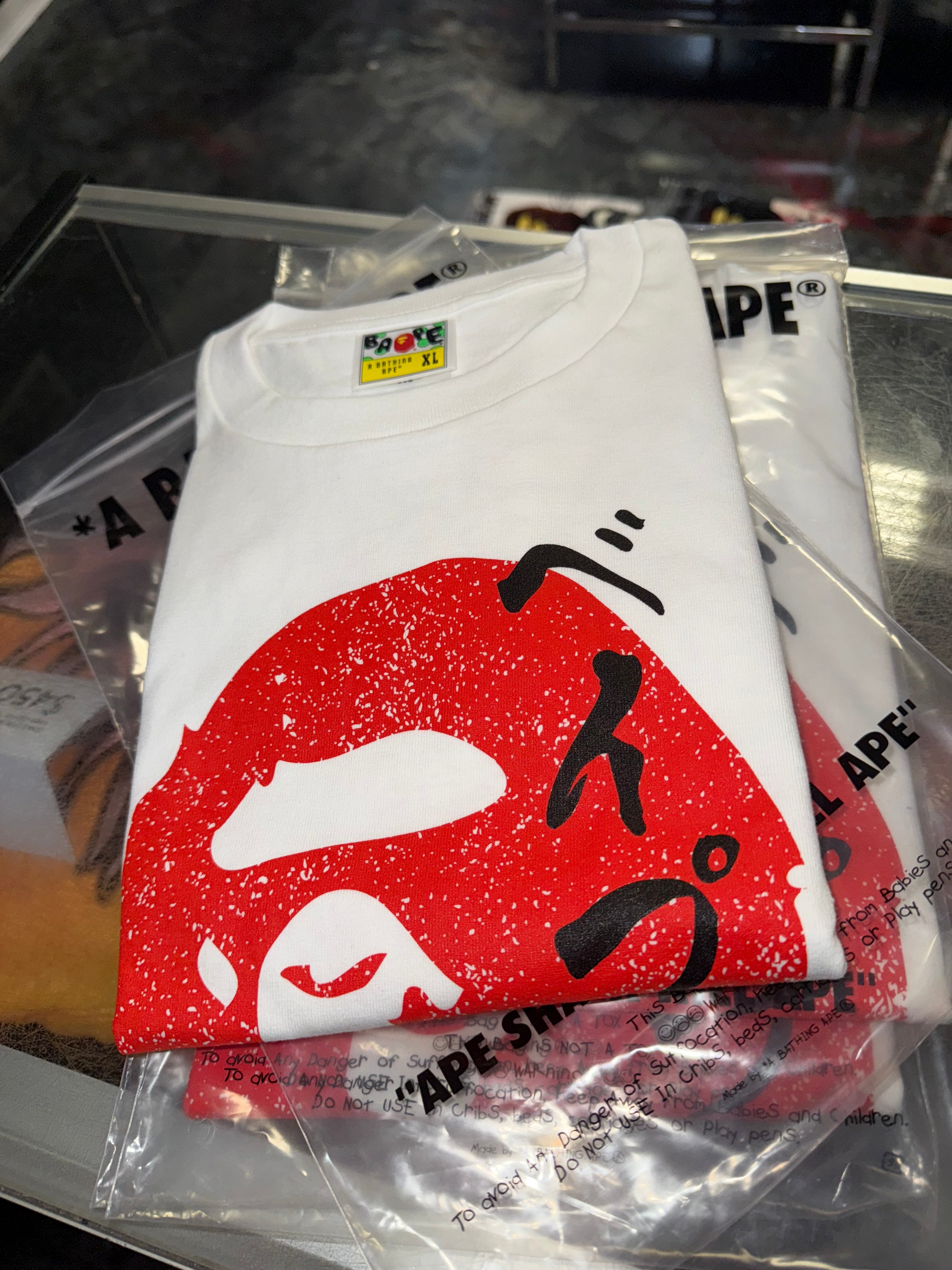 Size XL Bape Ape Head Seal Tee "White" Brand New