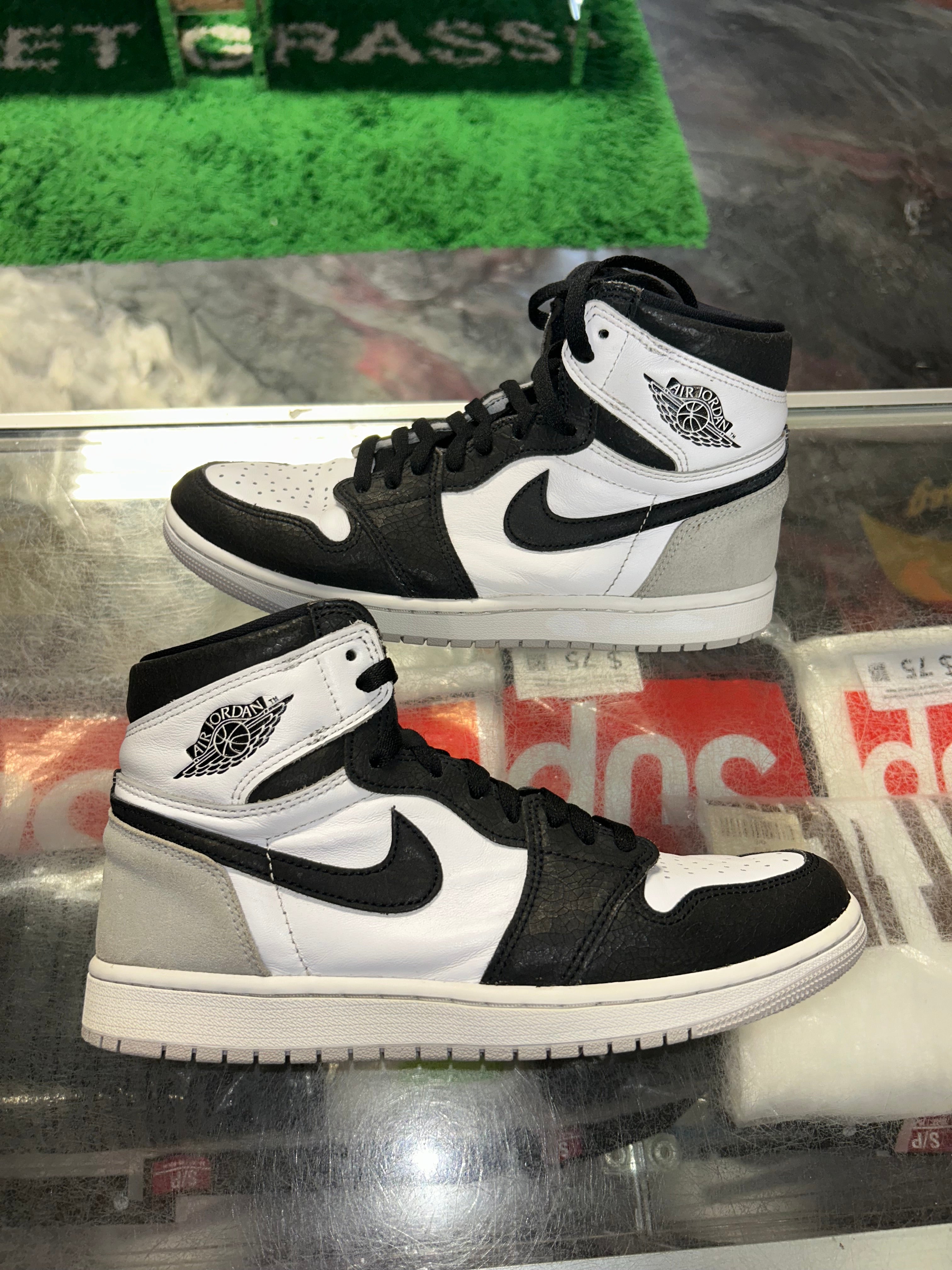 Size 8 AJ 1 "Bleached Coral"