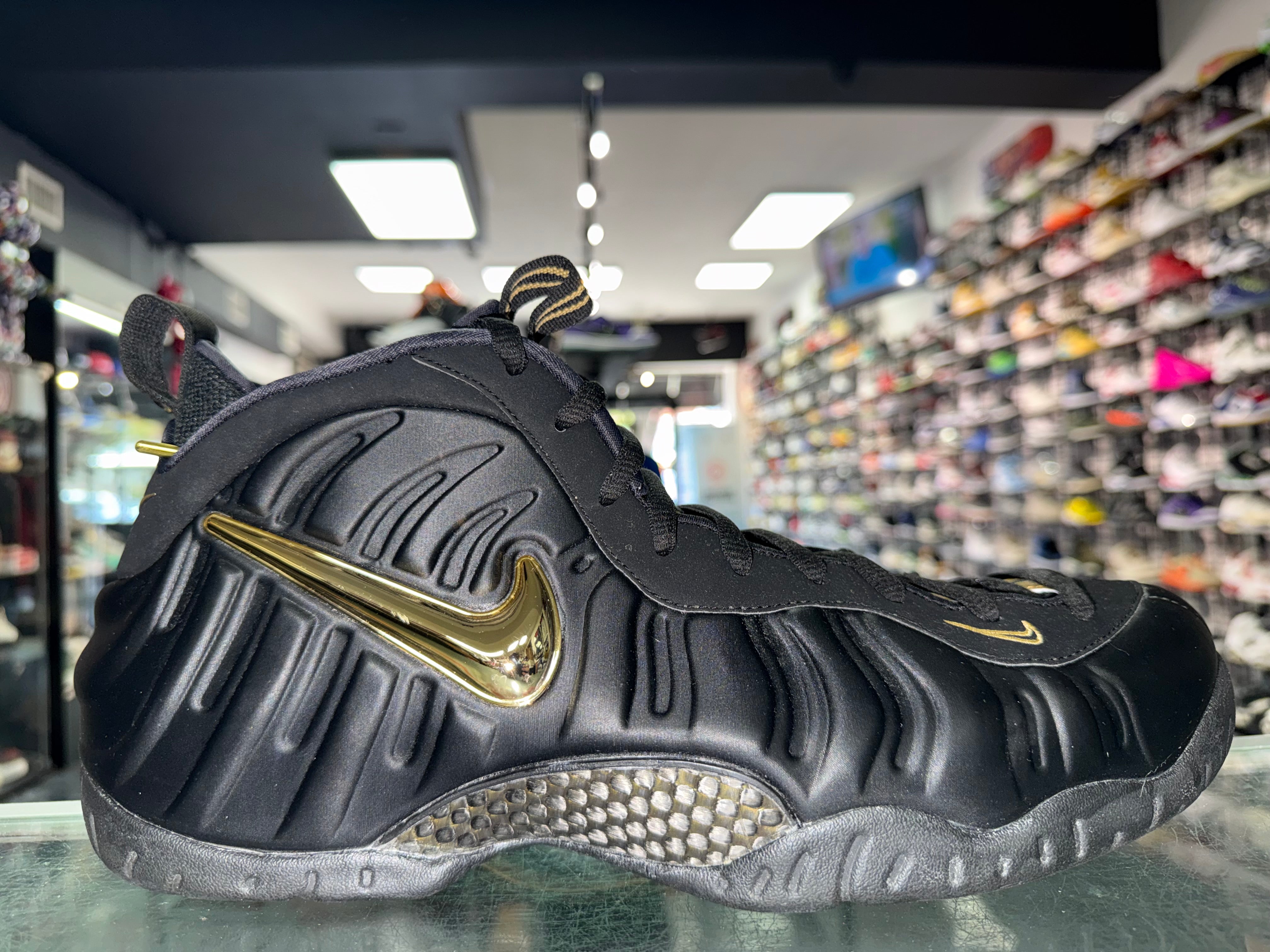 Size 13 Foamposite Pro "Black Metallic Gold"
