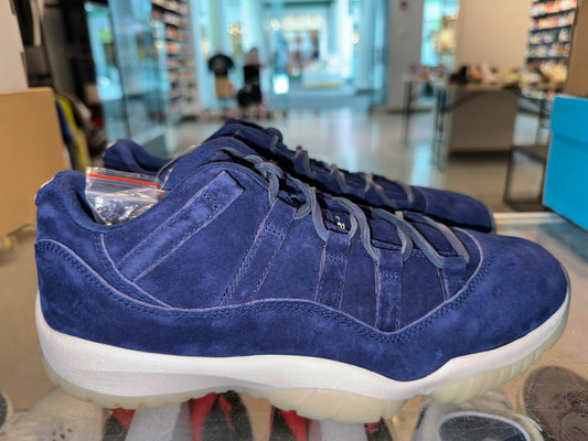 Size 10 Air Jordan 11 Low “Jeter Respect” Brand New (Mall)