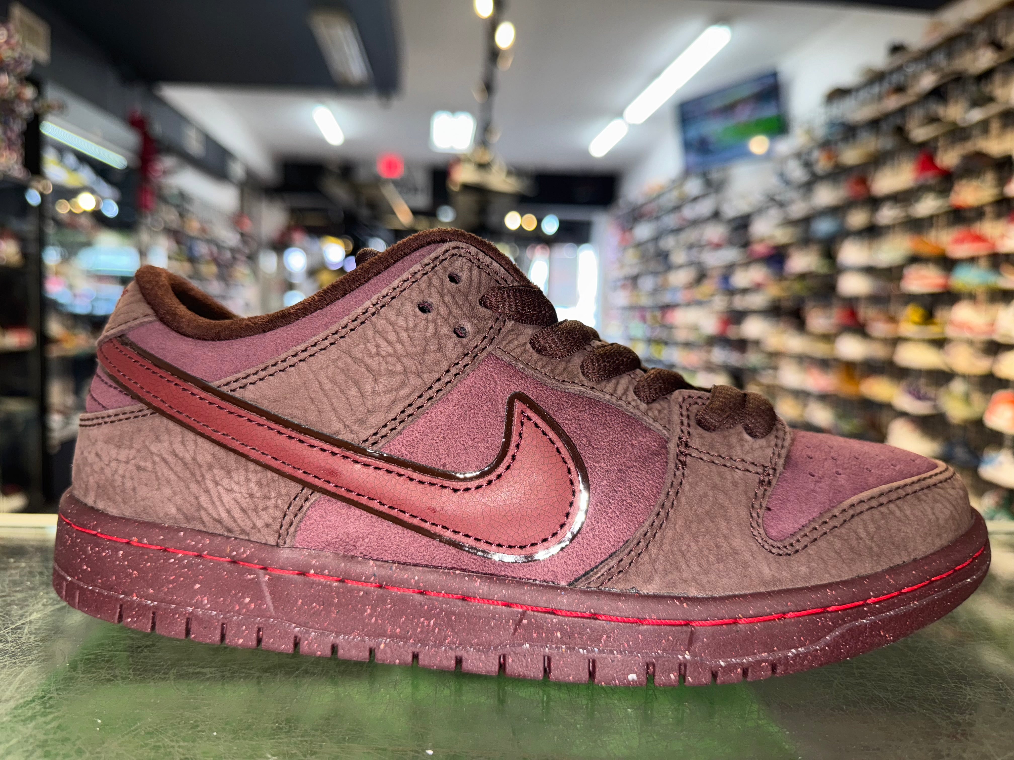 Size 7.5 Dunk Low SB City of Love "Burgundy Crush" Brand New