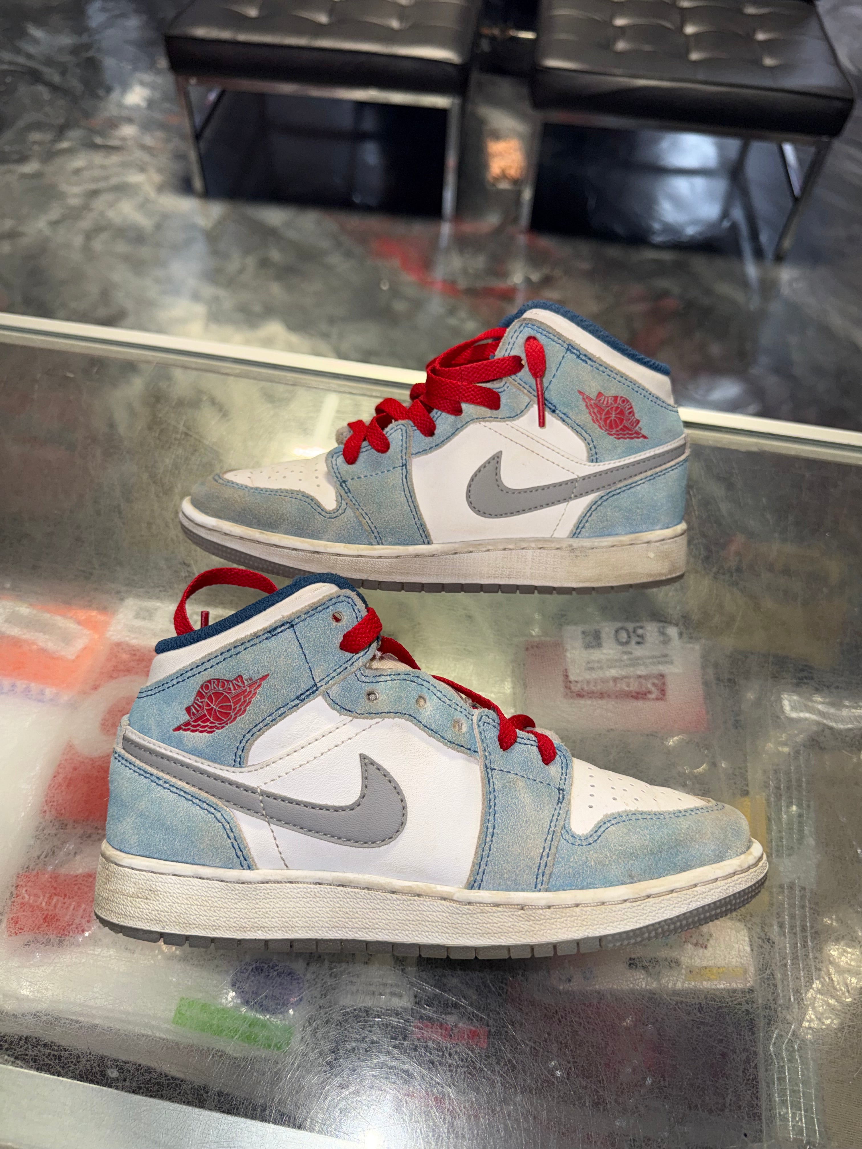 Size 4y AJ 1 Mid Hyper Royal - NB