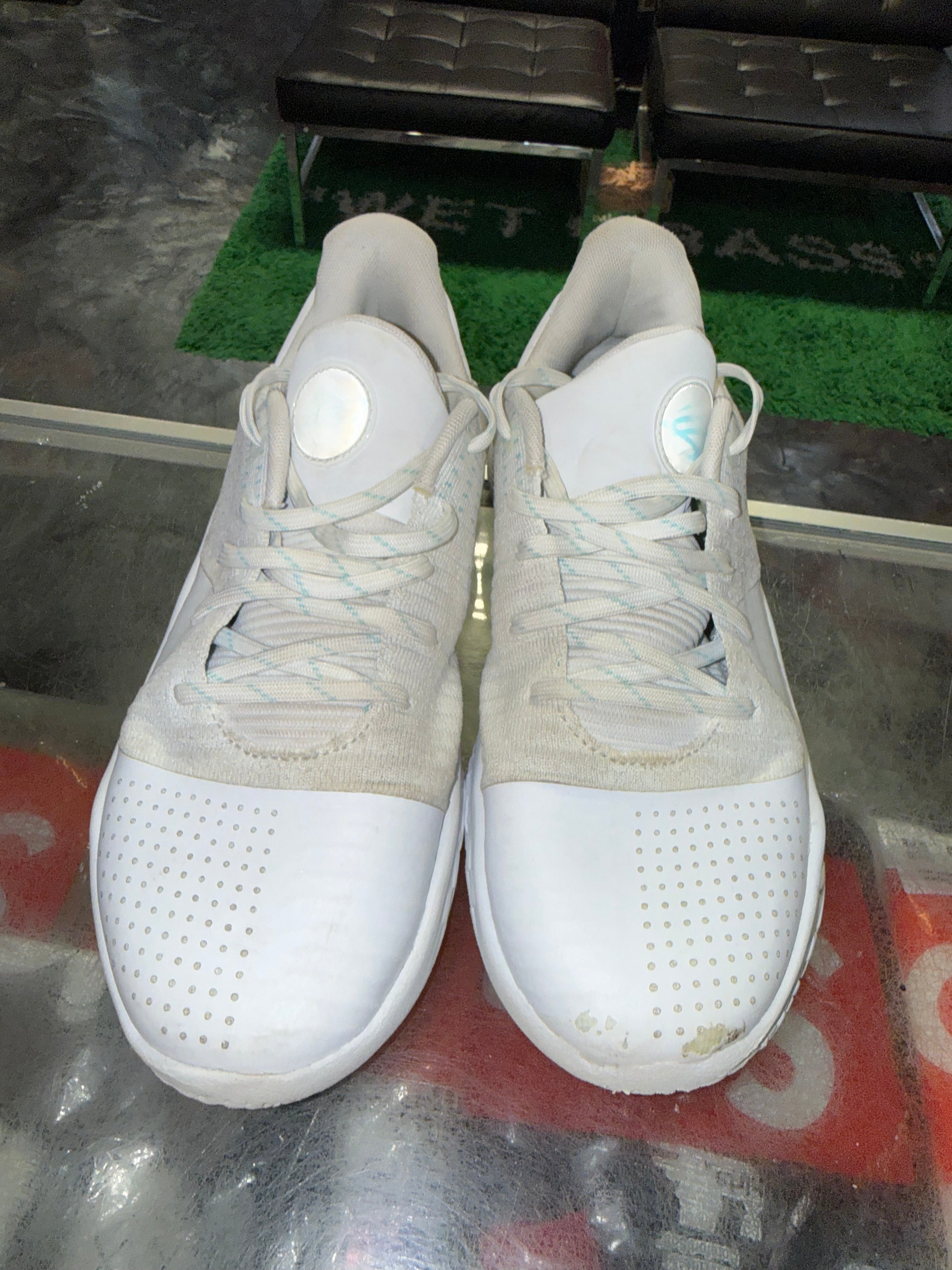 Size 9.5 Curry Flow White Ice - NB