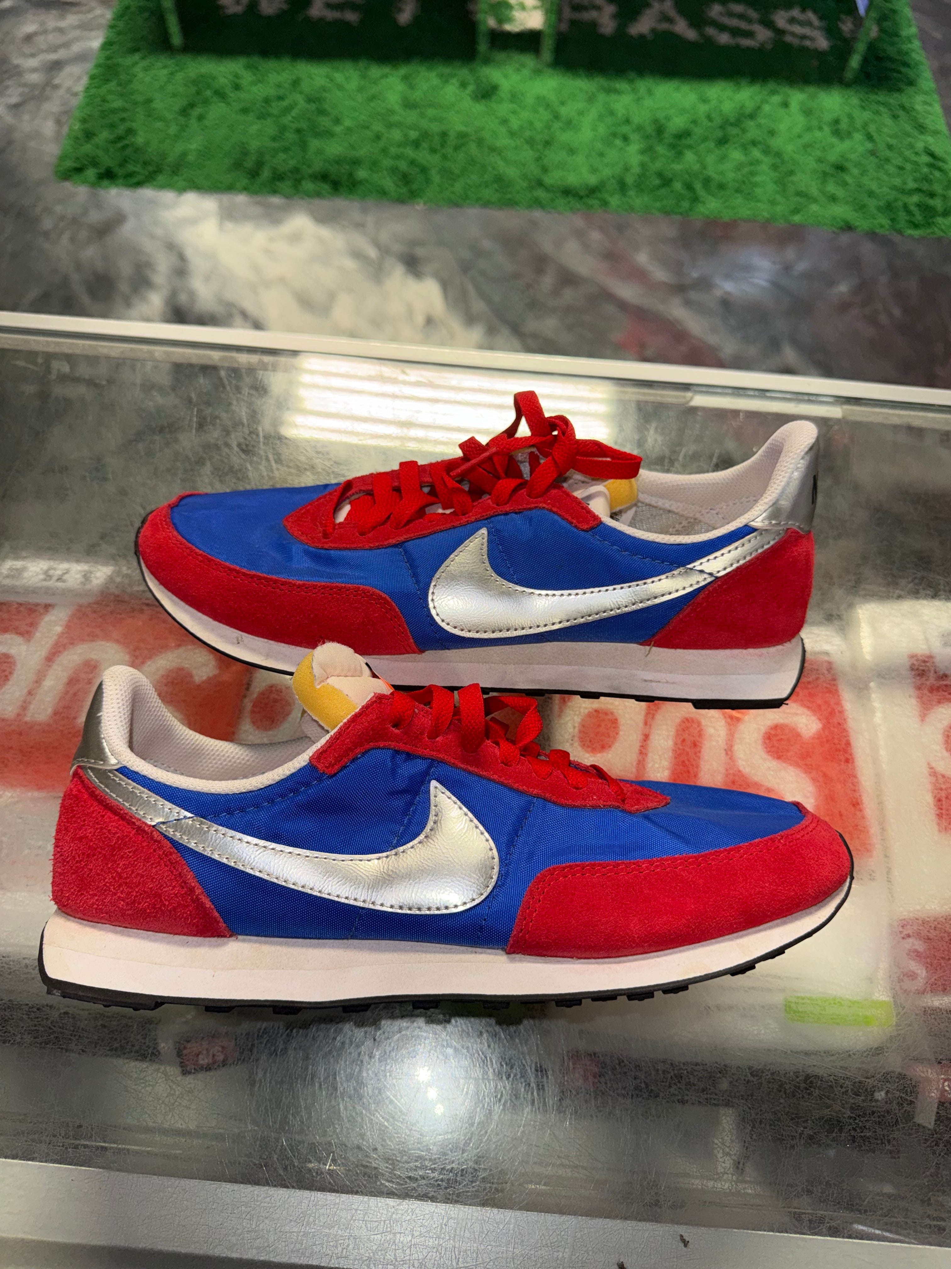 Size 9 Nike Waffle "Blue Red" - NB