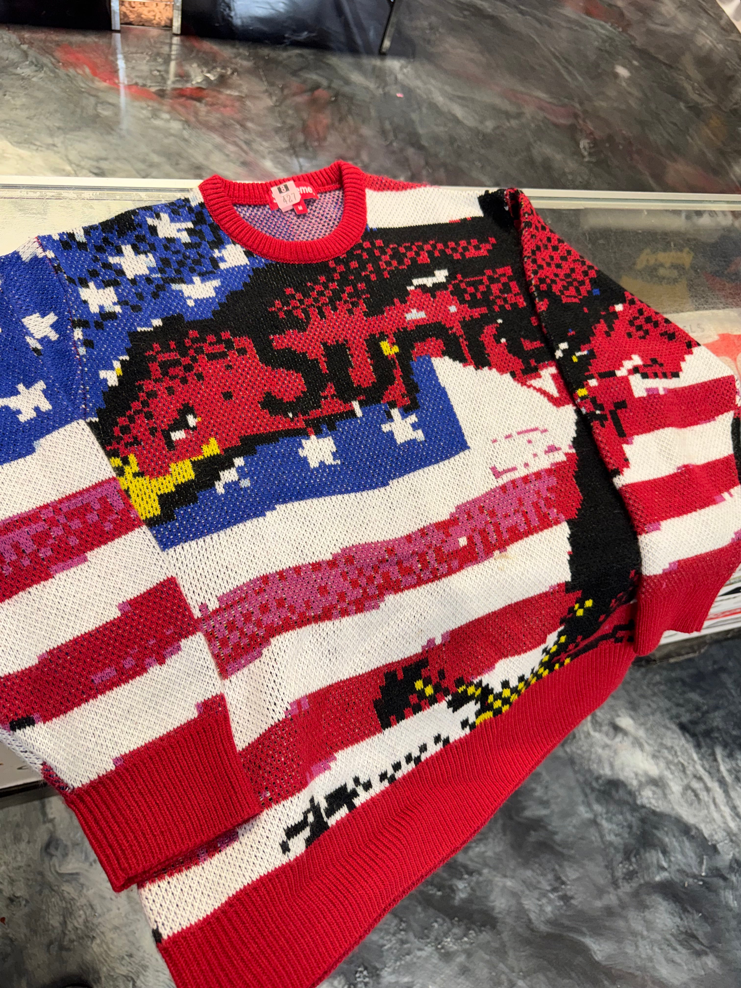 Size M Supreme Digital Flag Sweater “USA”