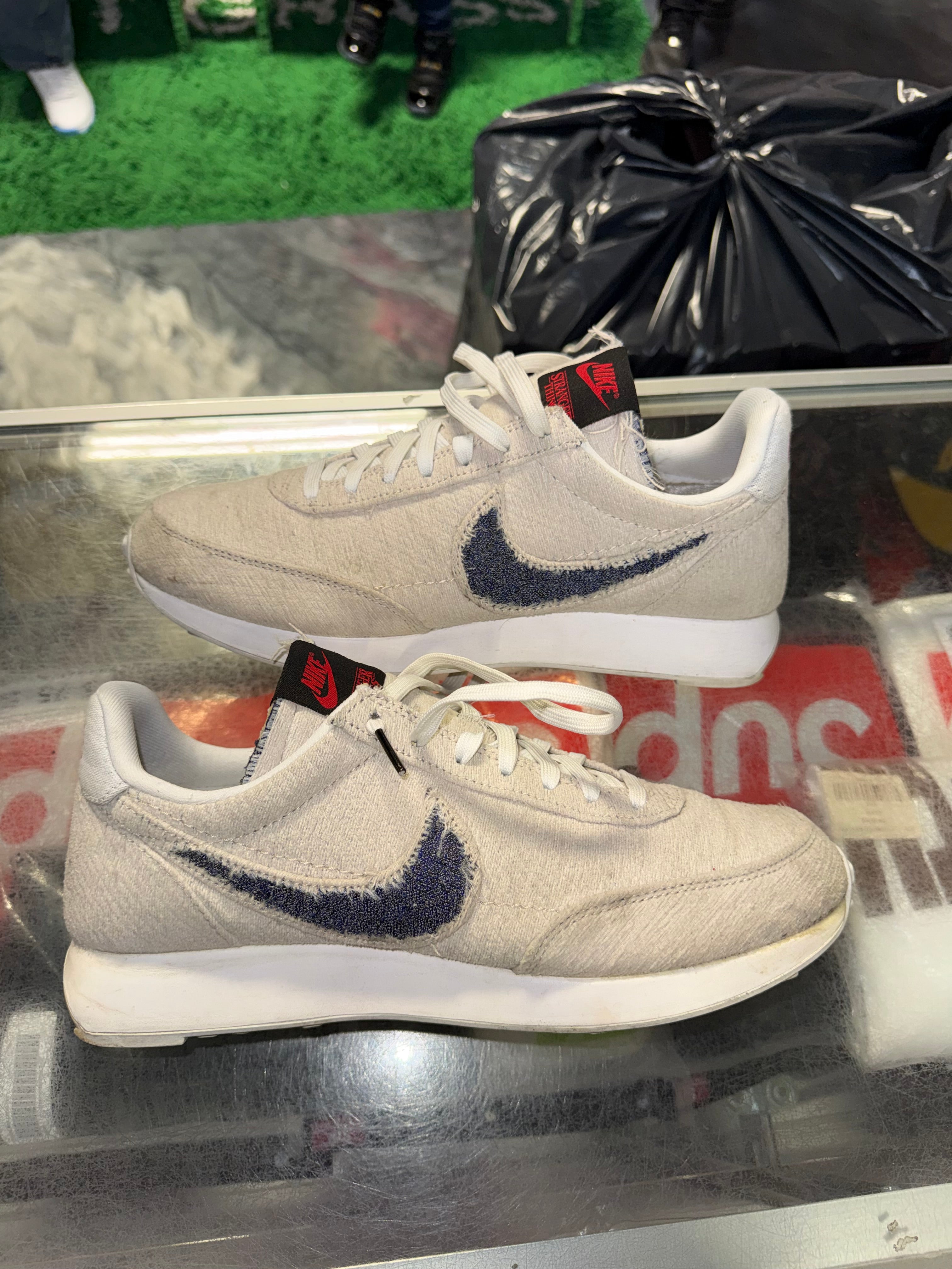 Size 9 Air Tailwind 79 Stranger Things "Sail Upside Down Pack"