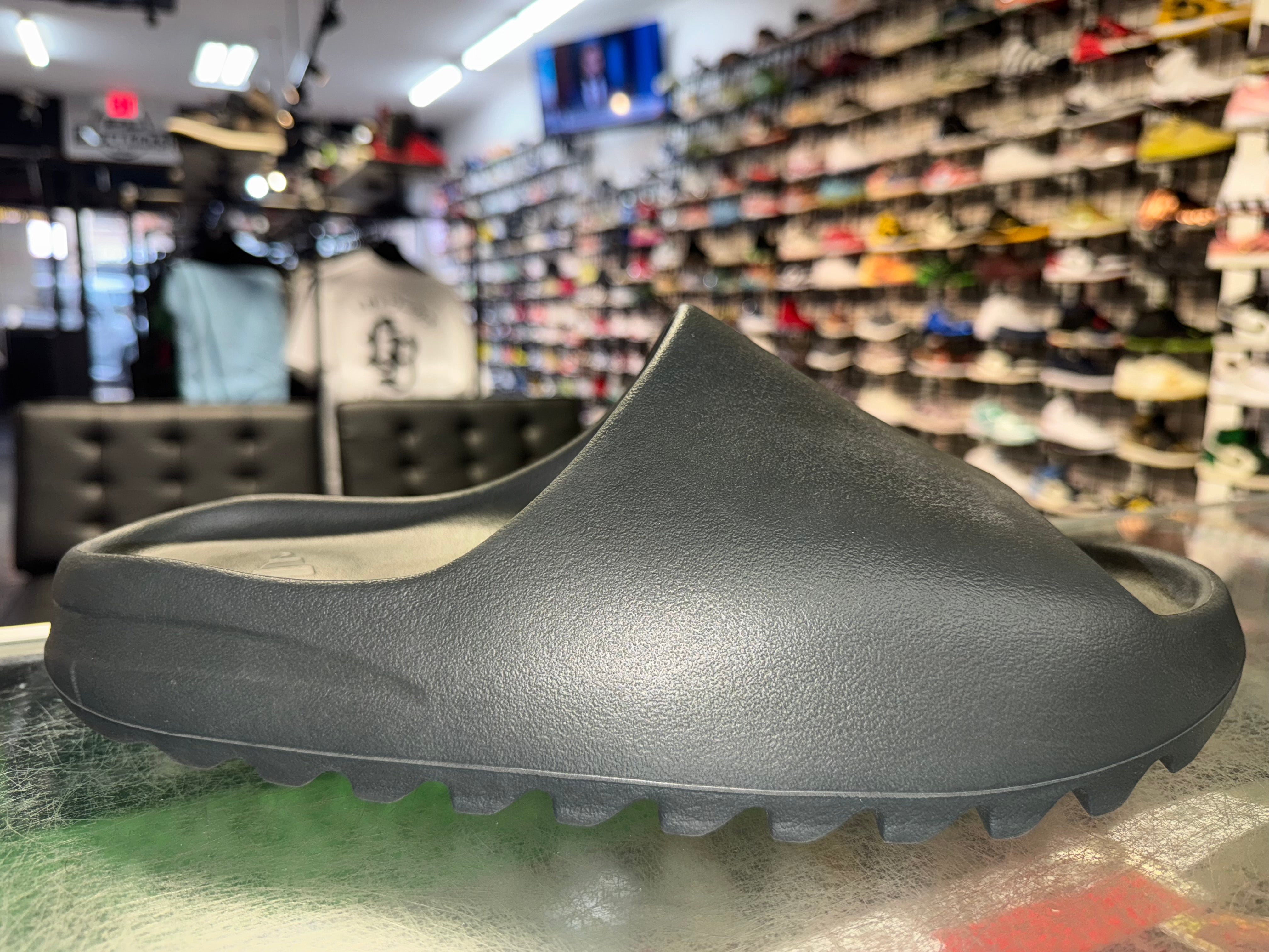 Size 14 Yeezy Slide "Dark Onyx" Worn 1x