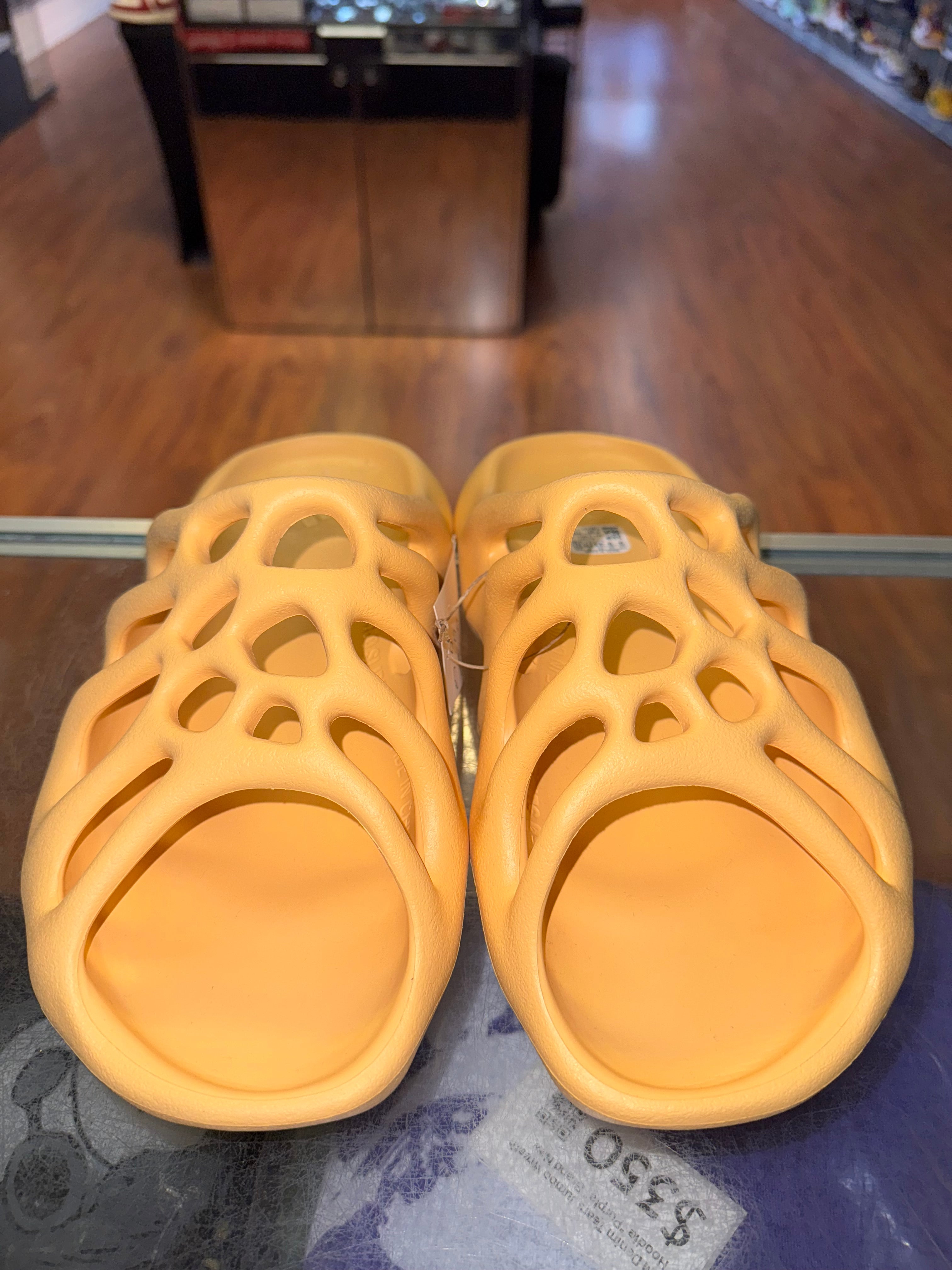 Size 9 Adidas Yeezy 450 Slide “Cream” Brand New