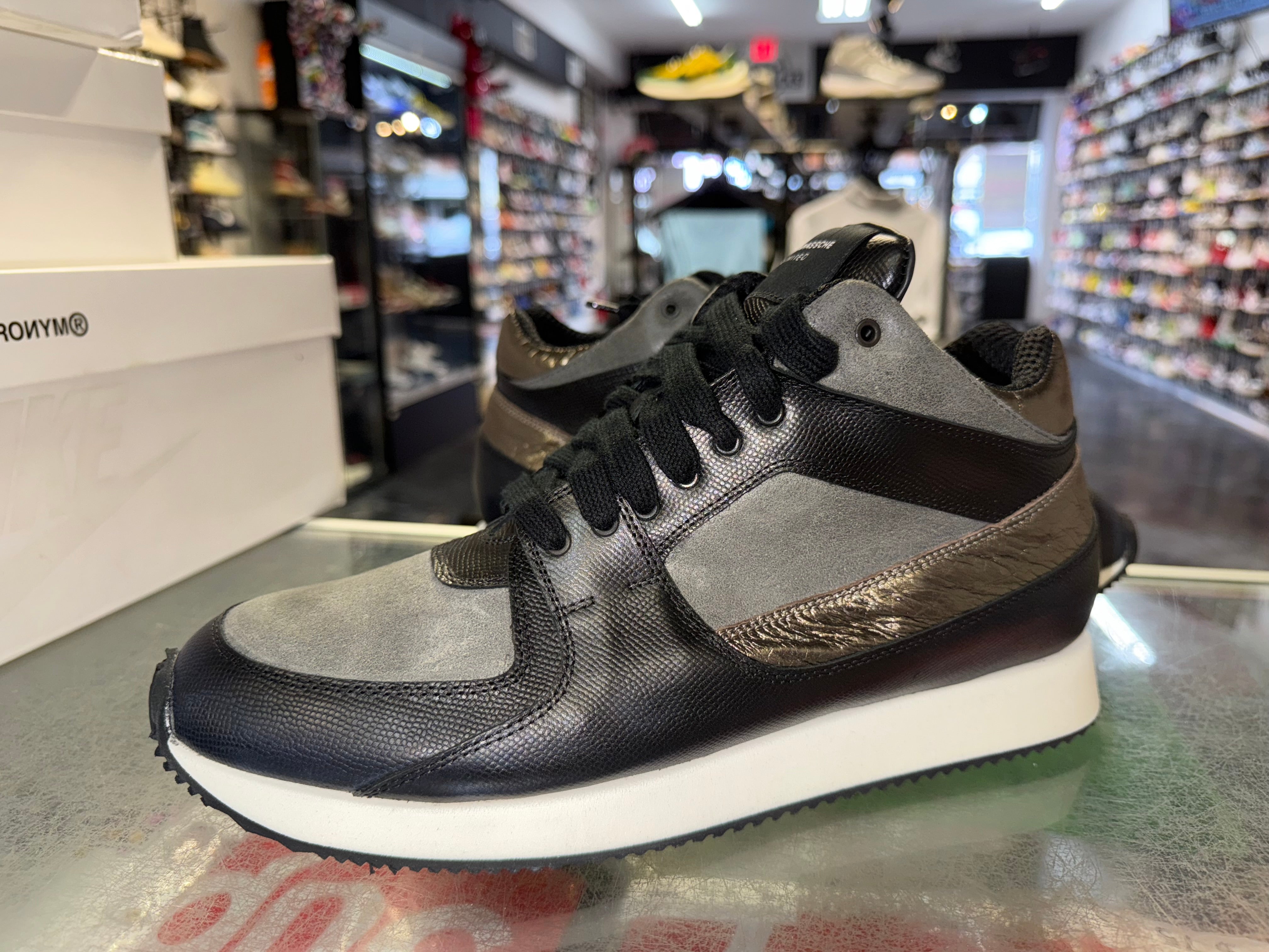 Size EU 43 KRIS VAN ASSCHE Limited Metallic Grey