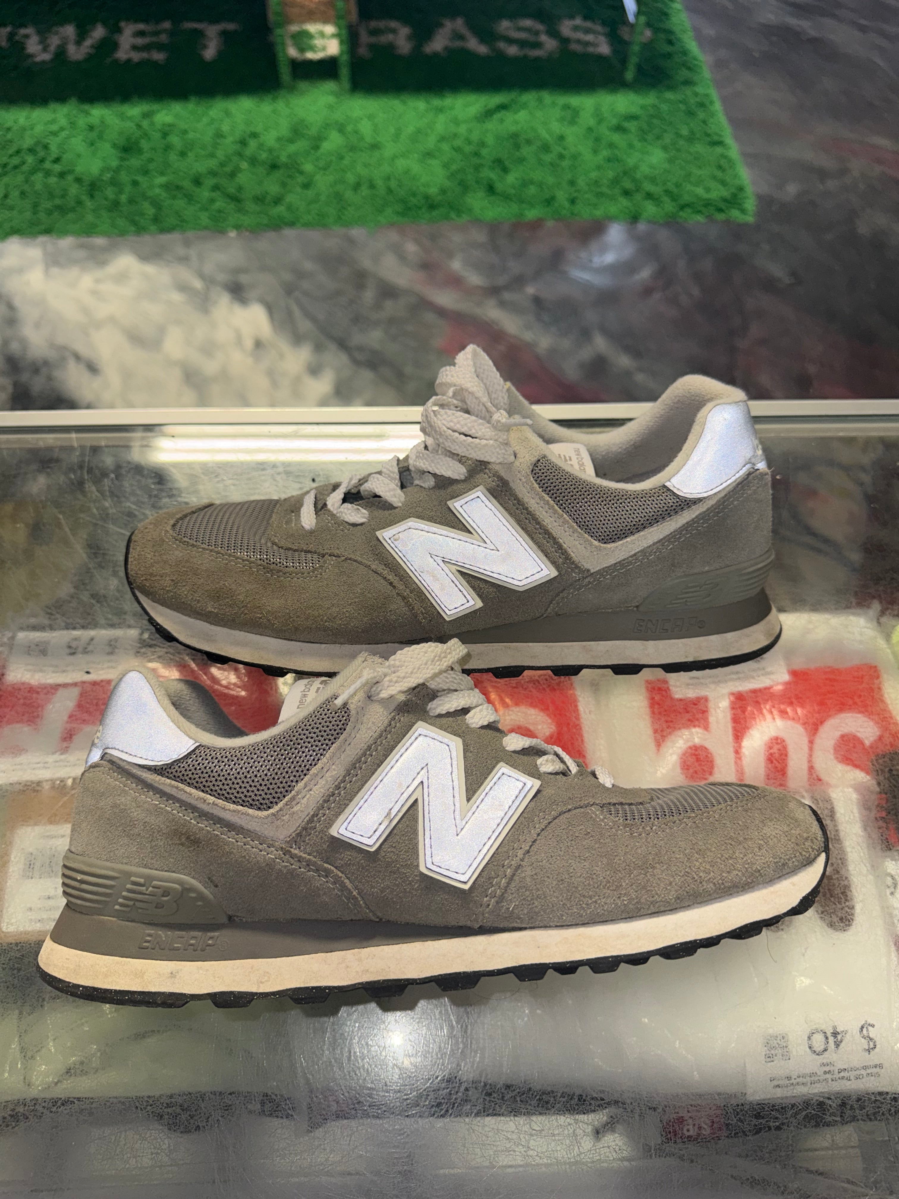 Size 9.5 New Balance 574 Grey - NB