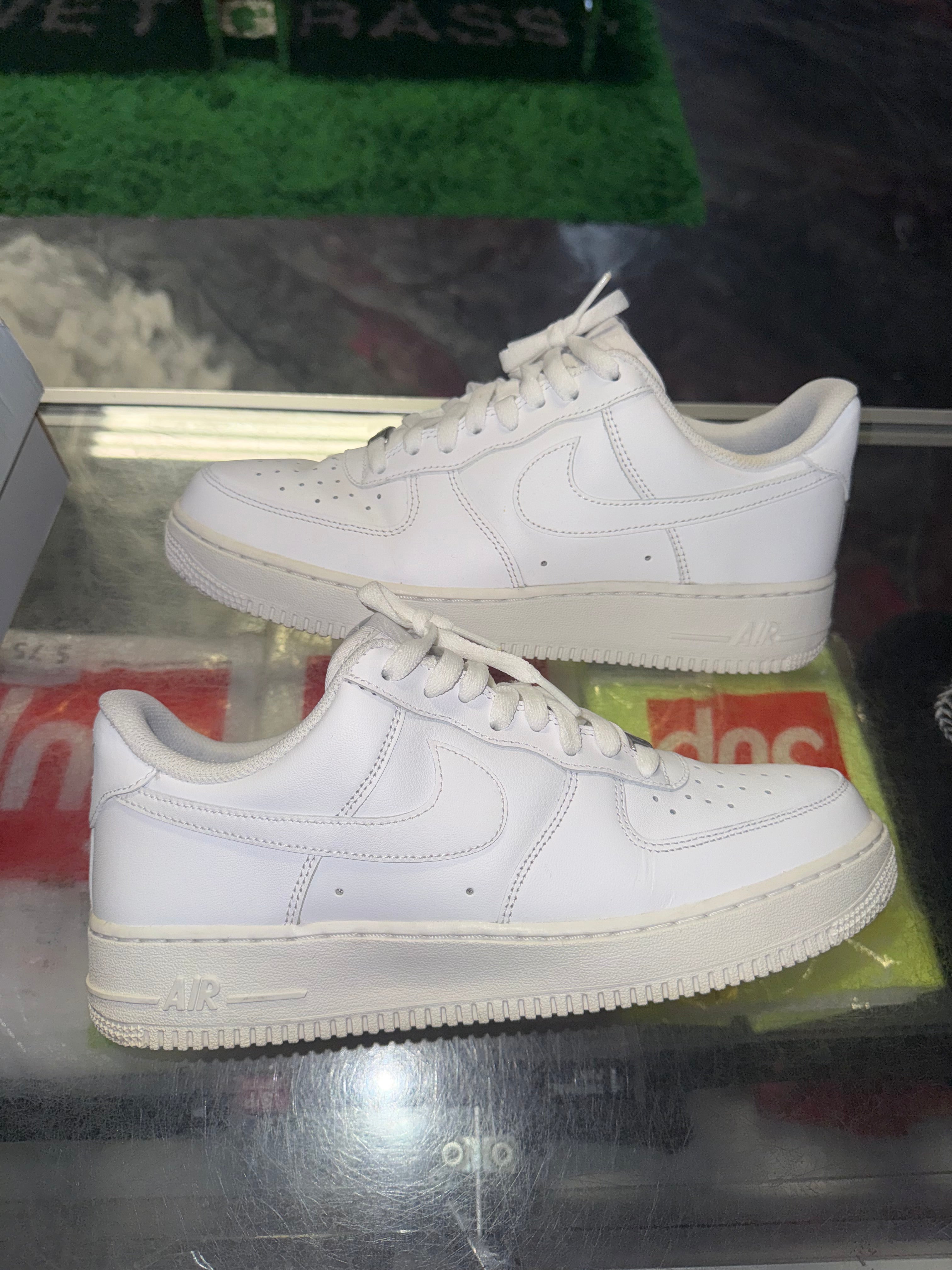 Size 9.5 AF 1 “White"