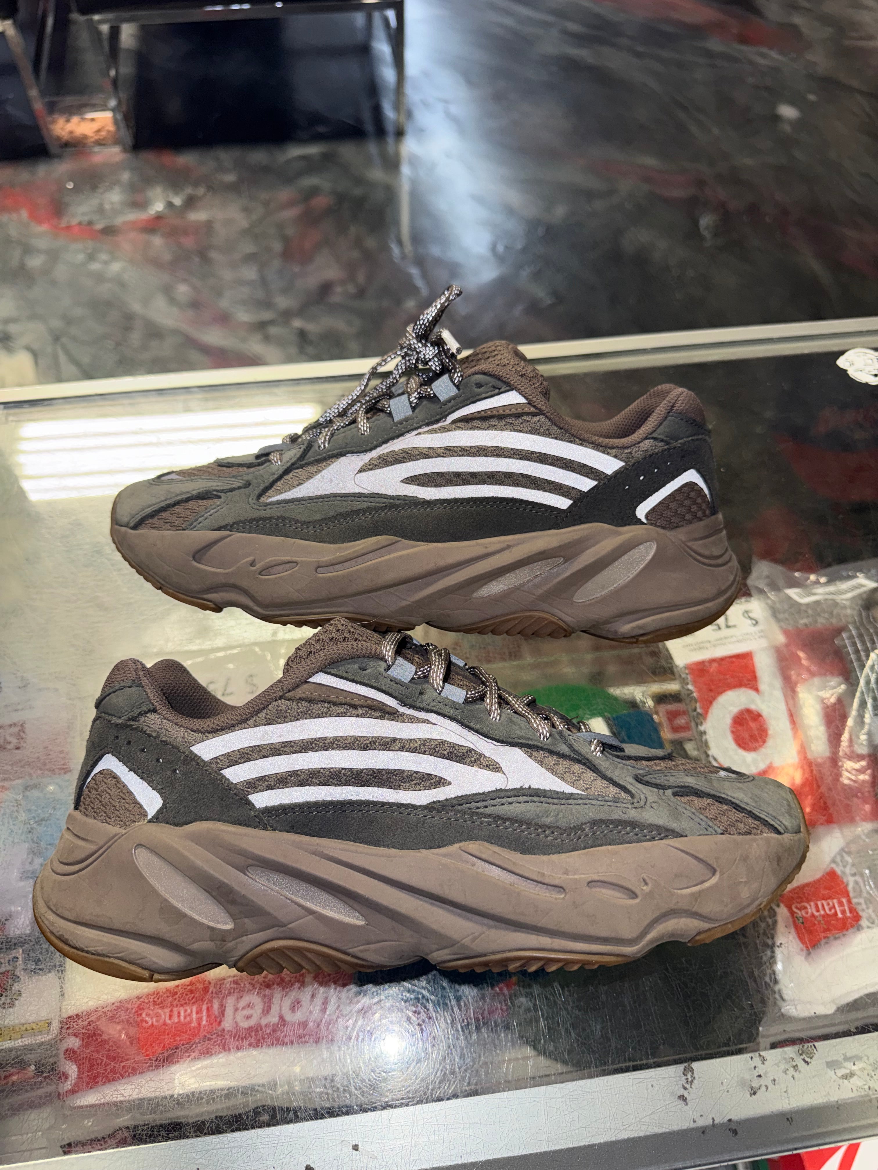 Size 9 Yeezy Boost 700 V2 "Mauve"