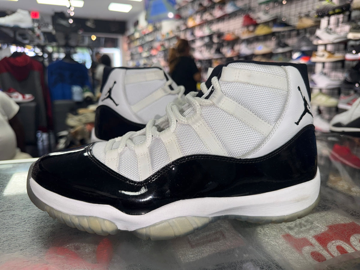 Size 10 Air Jordan 11 "Concord"