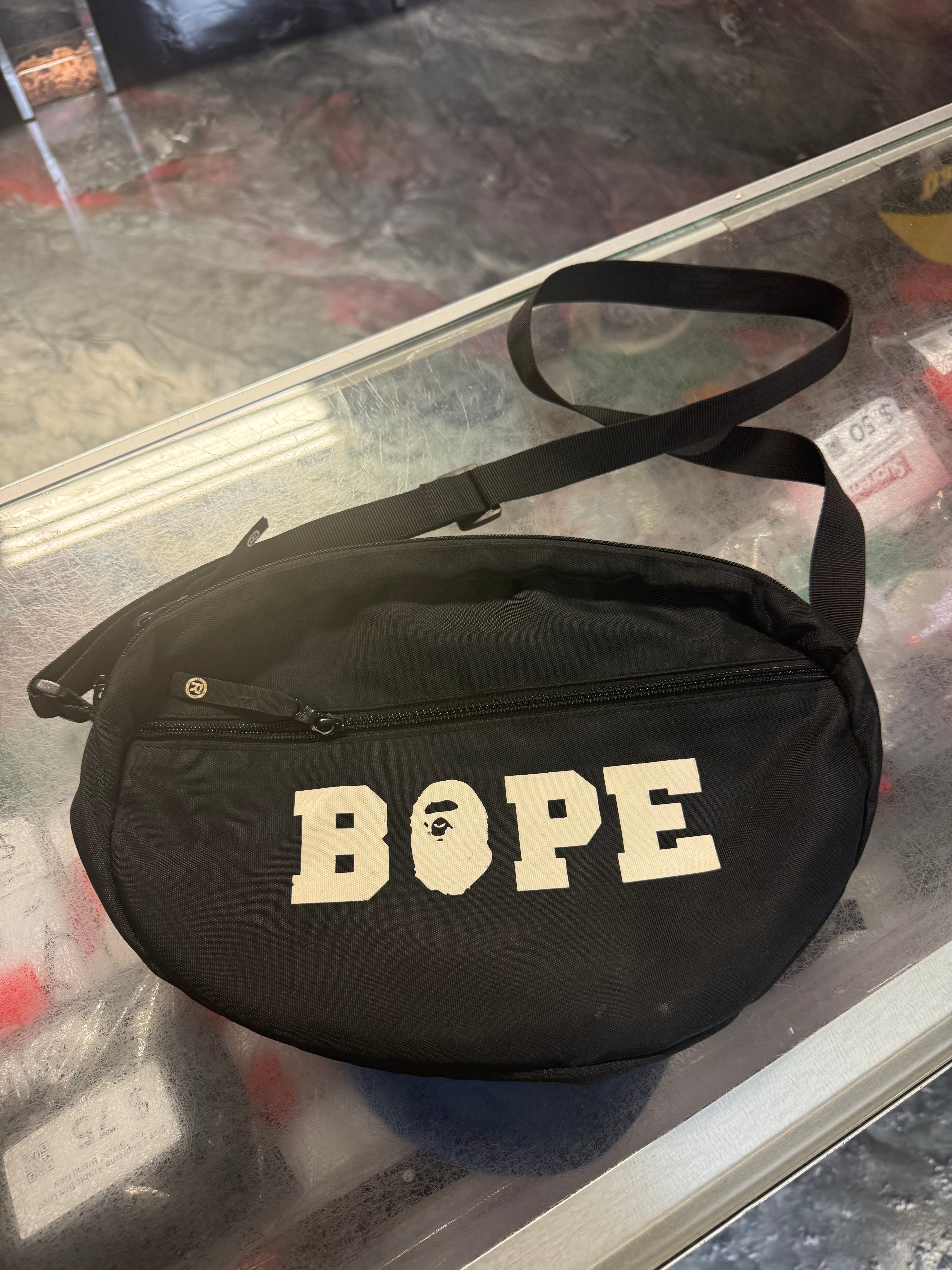Size OS Bape Shoulder Bag “Black”