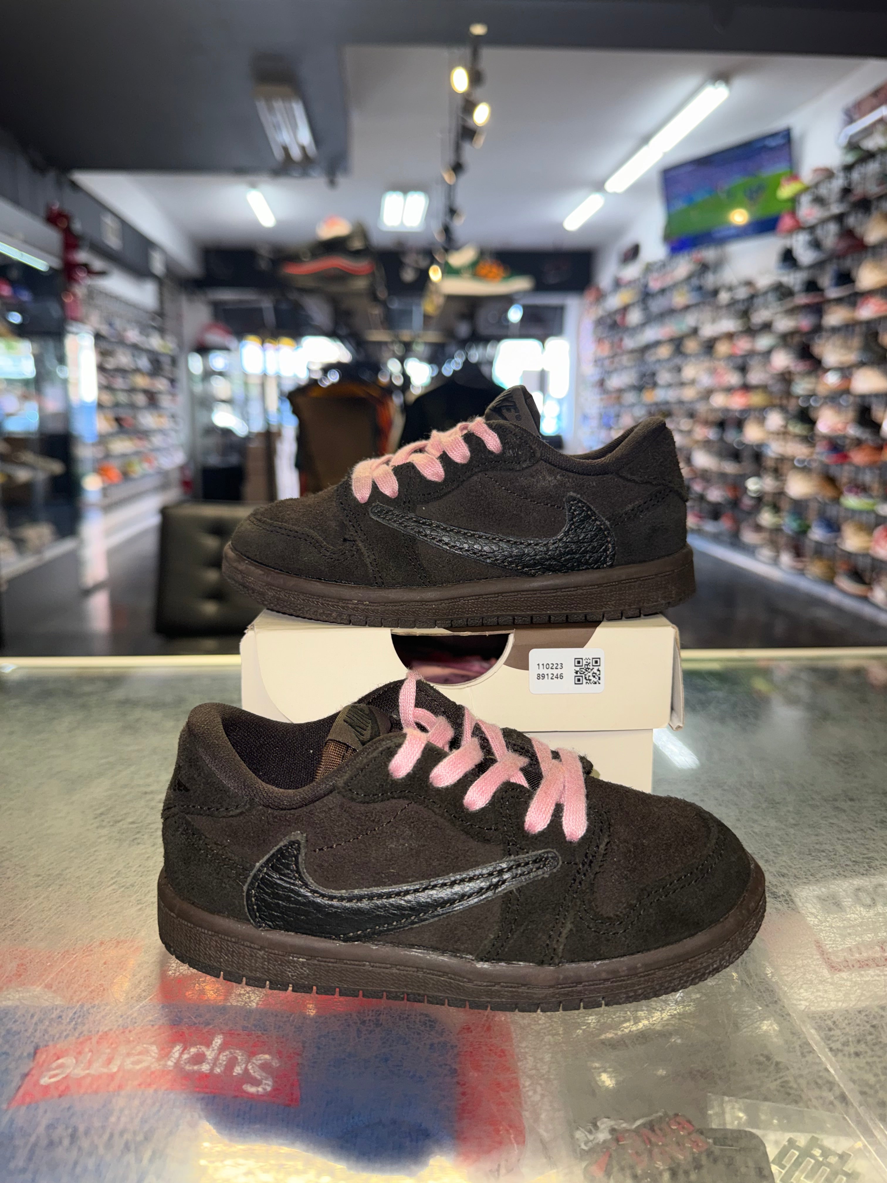 Size 8c Air Jordan 1 Low Travis Scott "Velvet Brown" (TD)