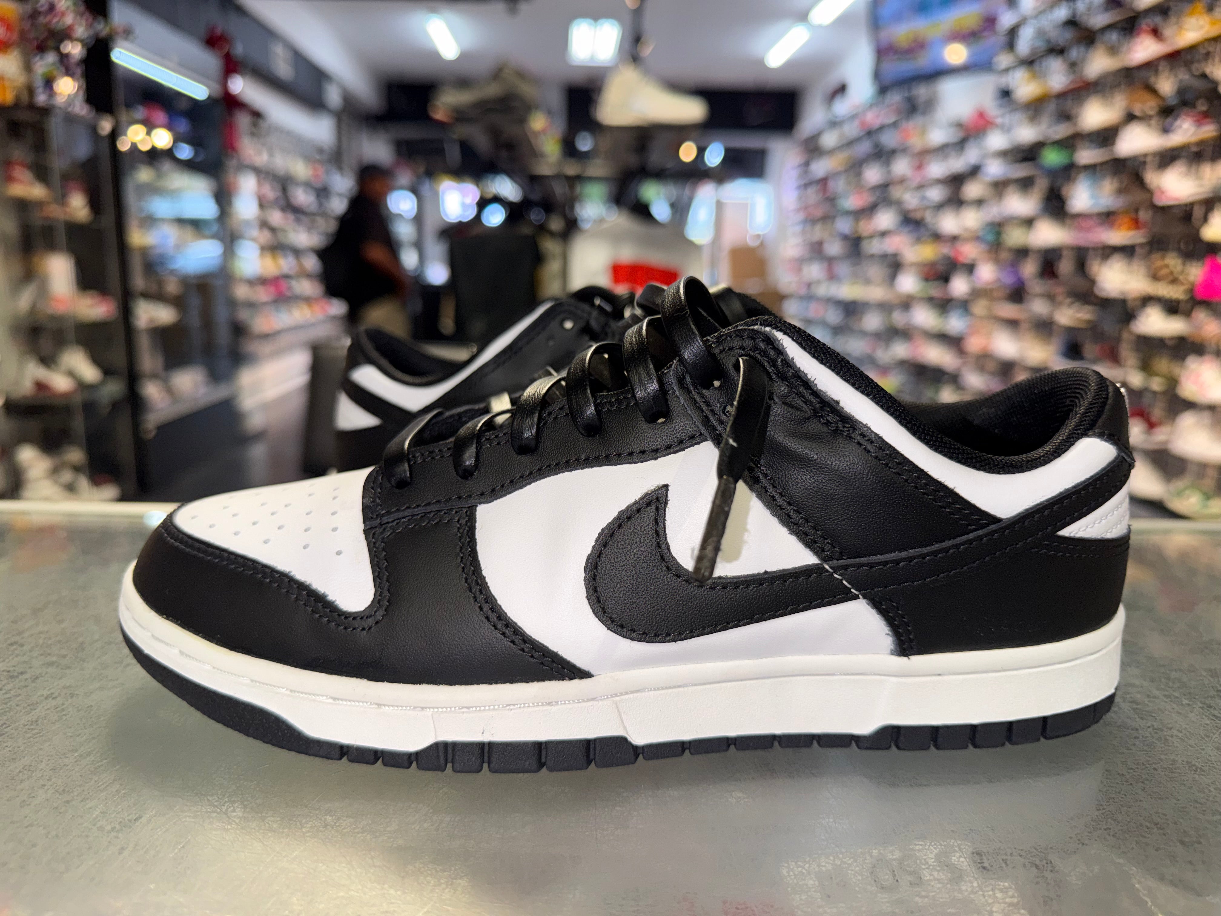 Size 8 Dunk Low "Panda"