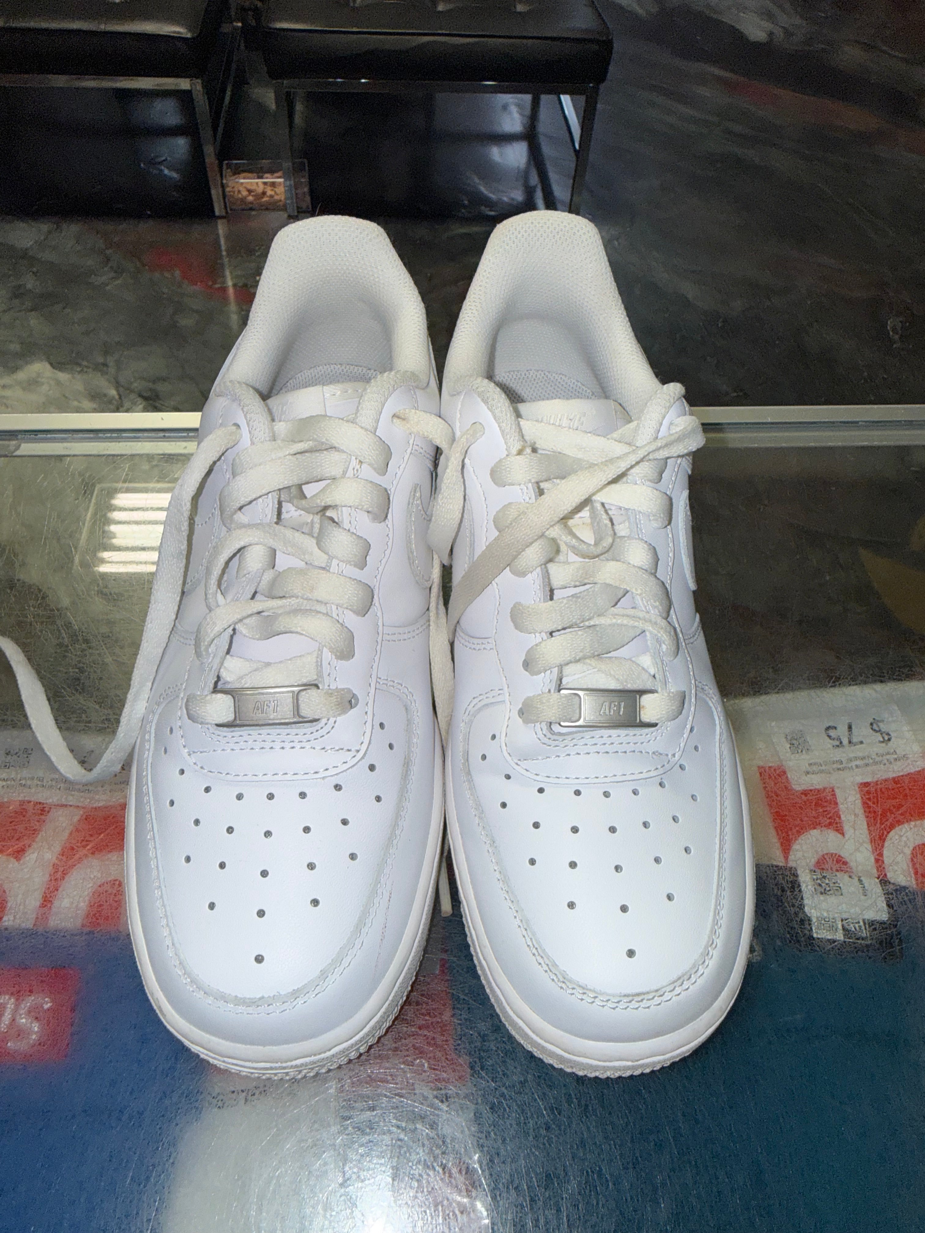 Size 8W AF1 "White" - NB