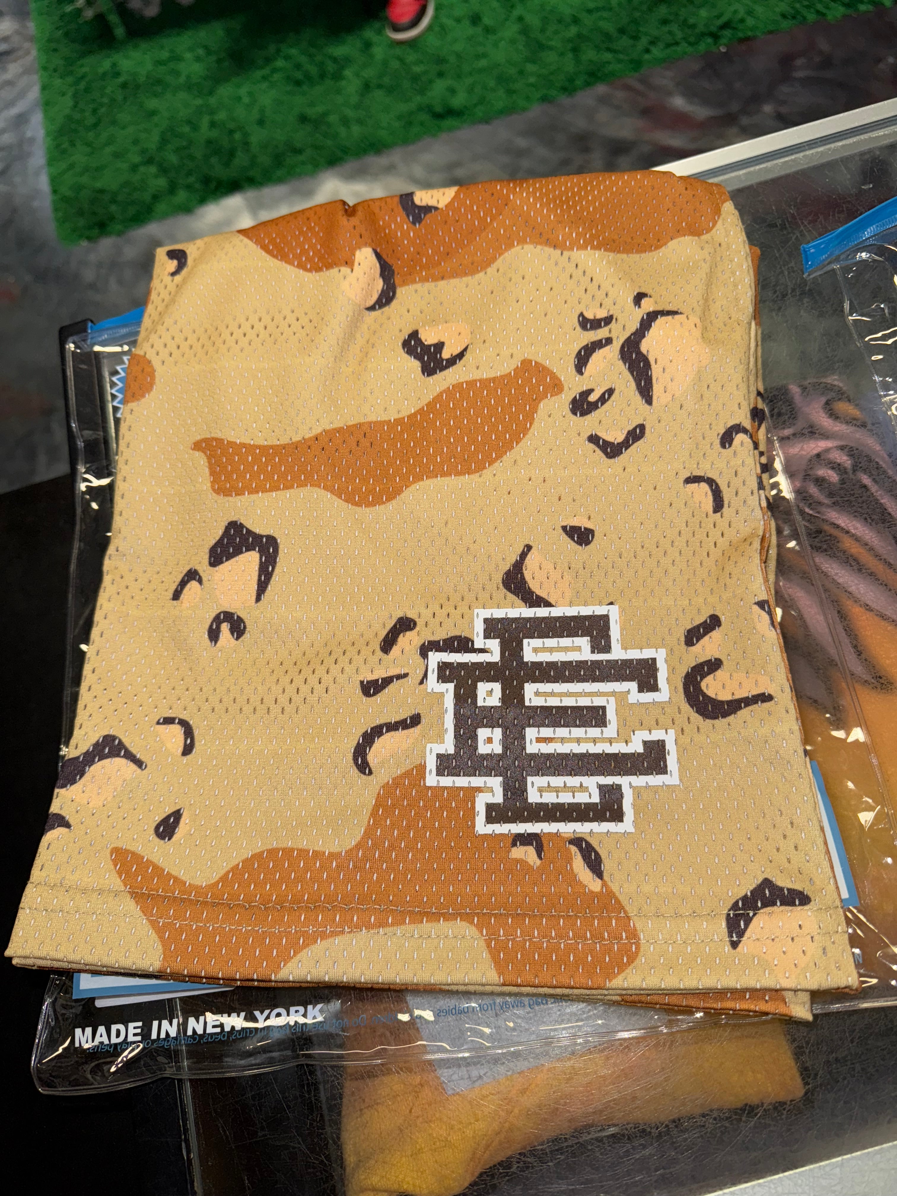 Size XXL Eric Emanuel EE Shorts “Brown Chip Camo” Brand New