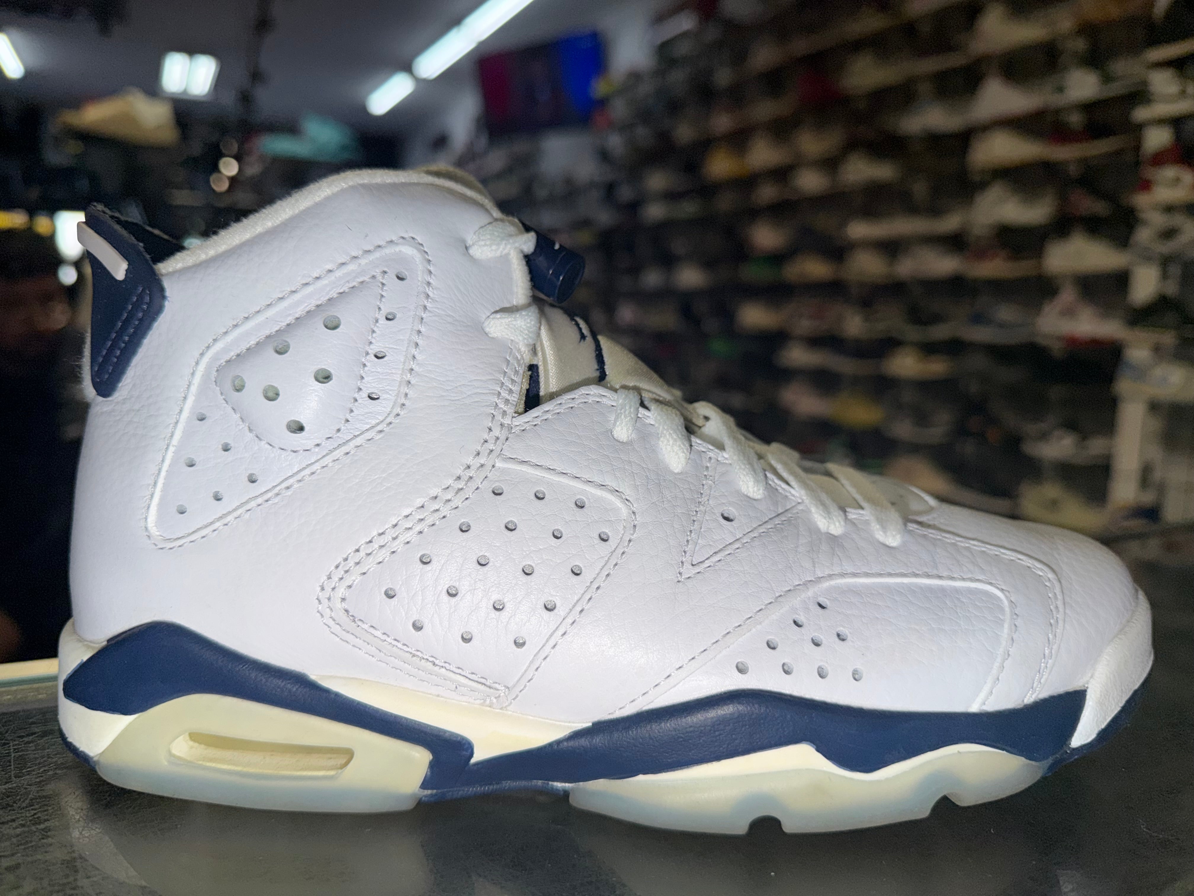 Size 6.5y Air Jordan 6 "Midnight Navy"