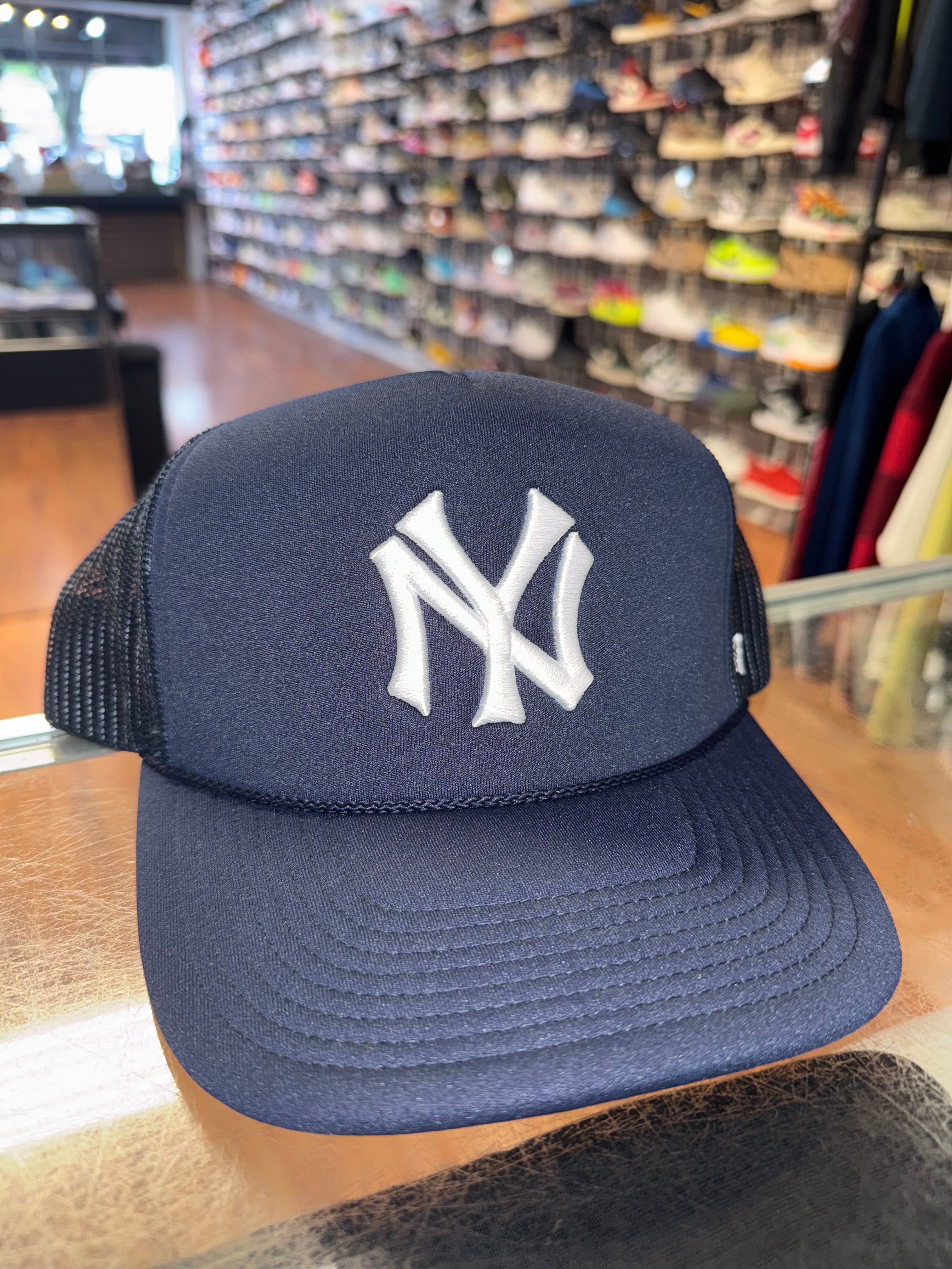 Size OS ‘47 Yankee Vintage Logo Trucker “Navy” Brand New