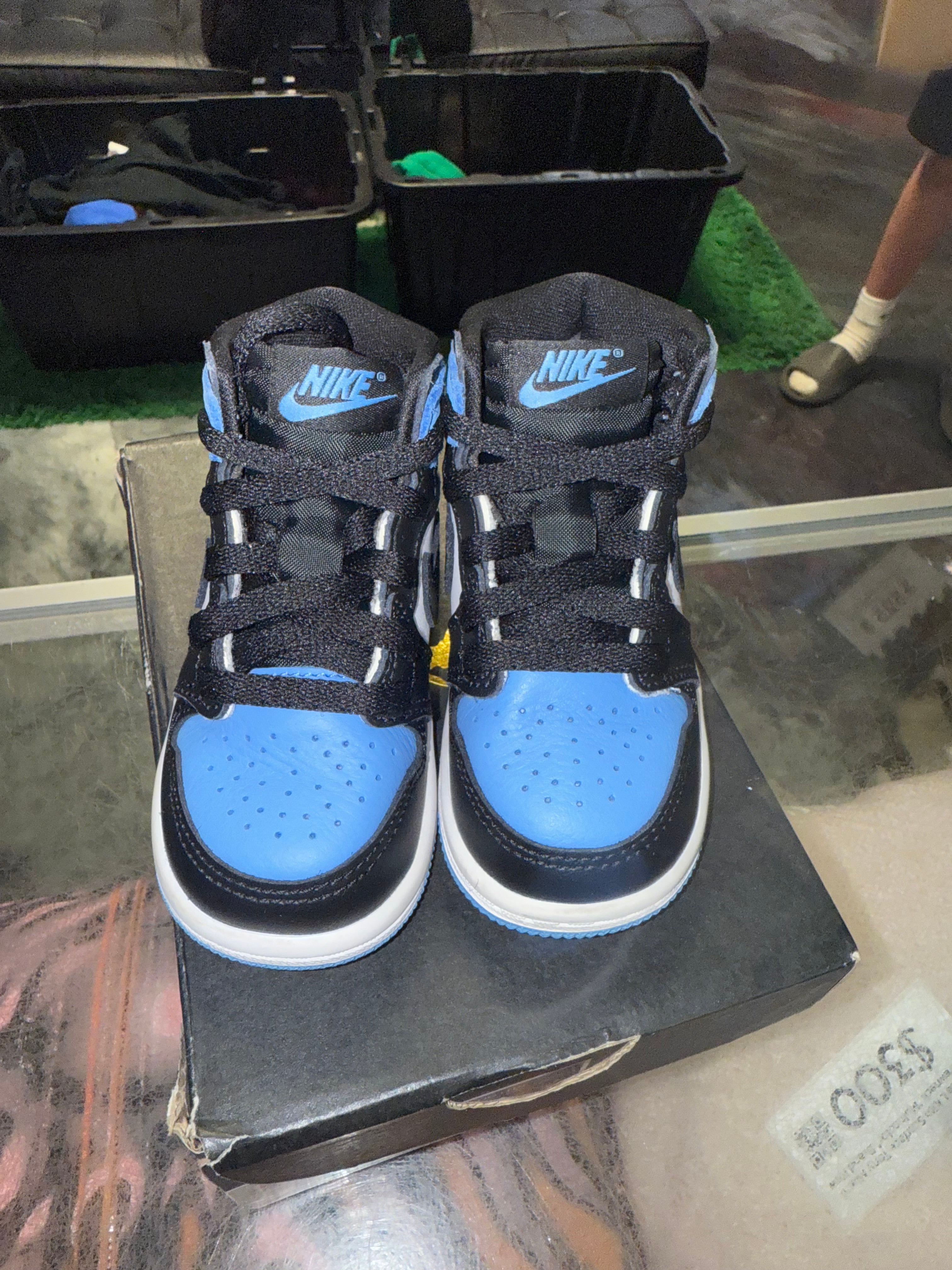 Size 5c Air Jordan 1 “UNC Toe” Brand New (TD)