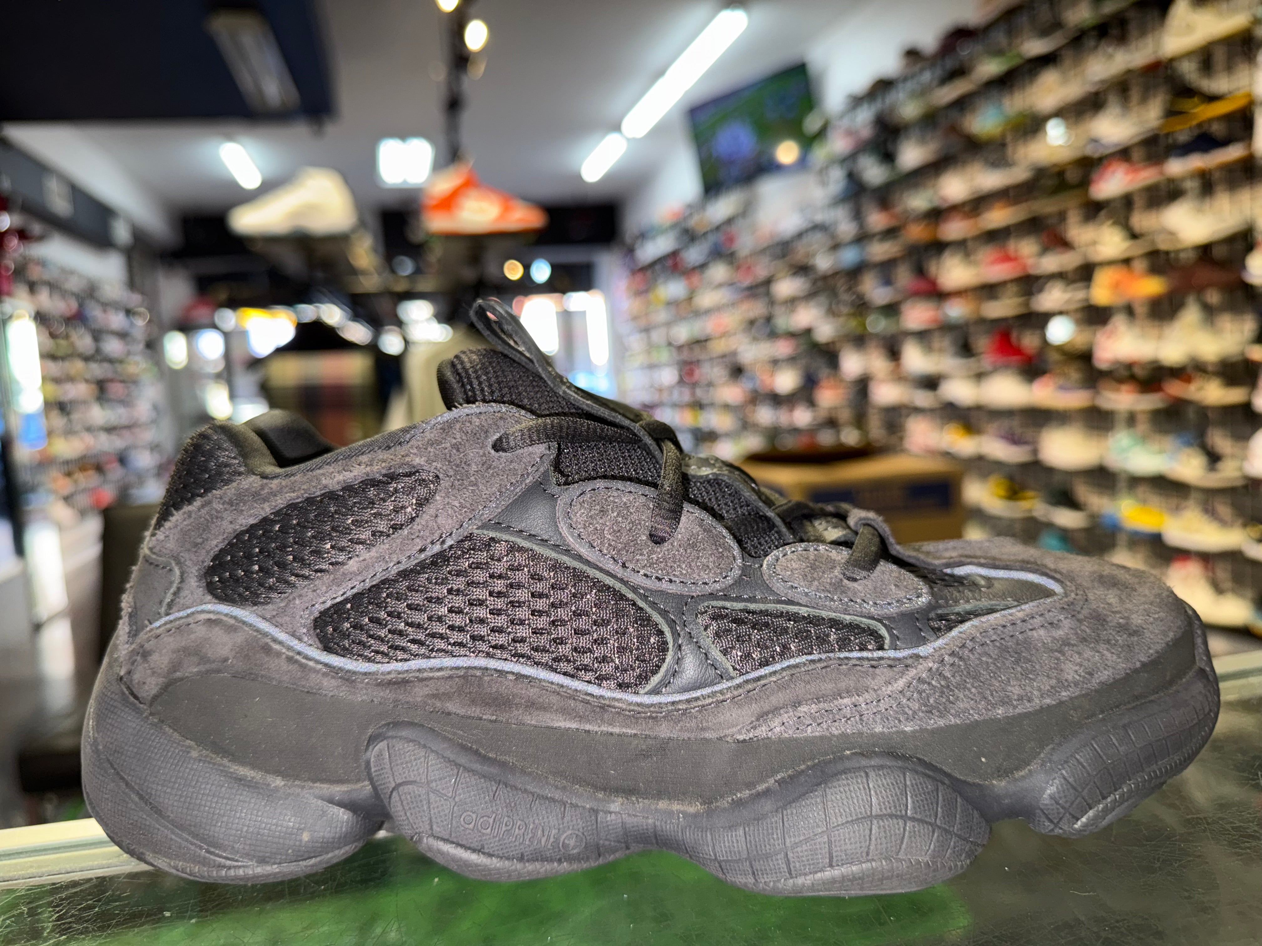 Size 7 Yeezy 500 "Utility Black"