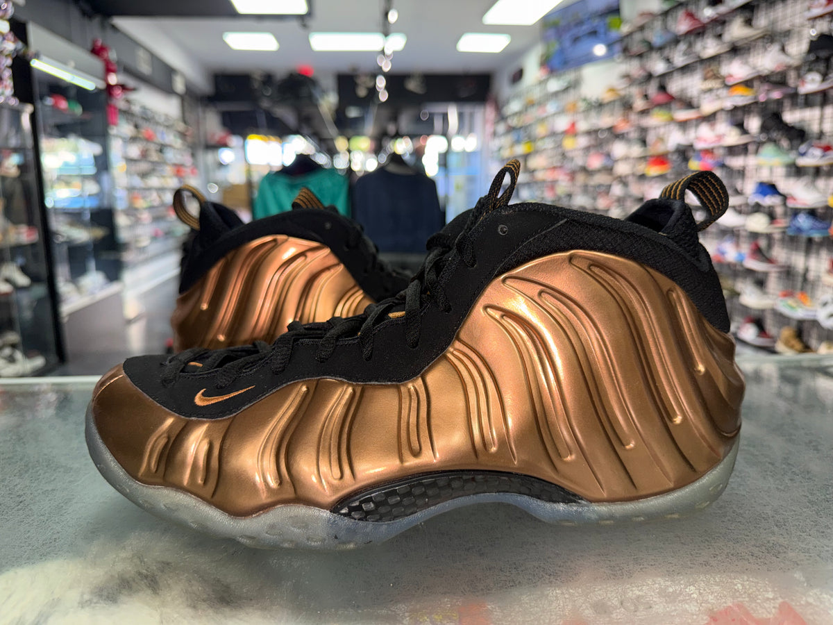 Nike Foamposite One Copper 2017 sneaker, pre-owned, size 10.5 – view 2