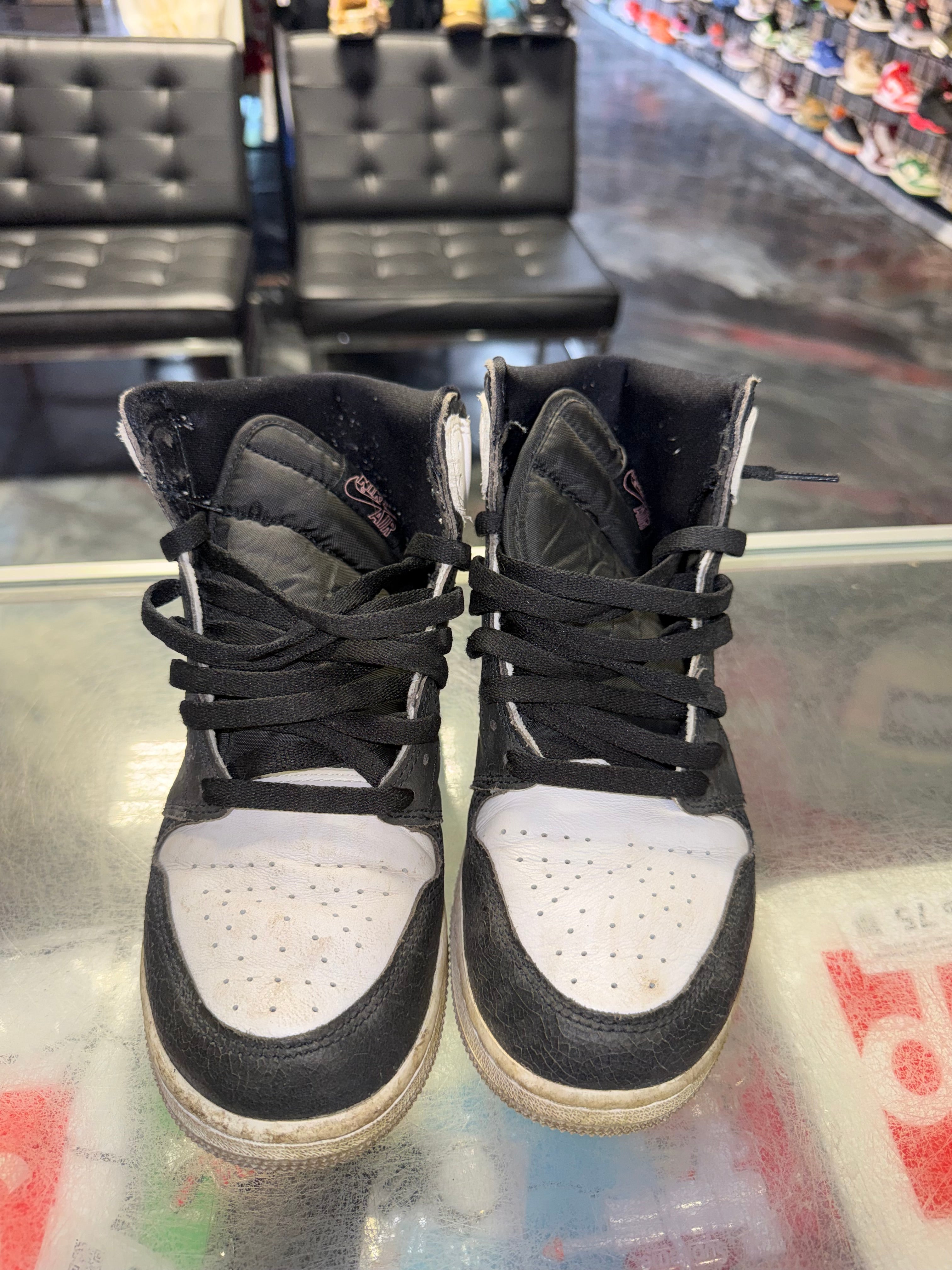 Size 7y Air Jordan 1 "Bleached Coral" - NB