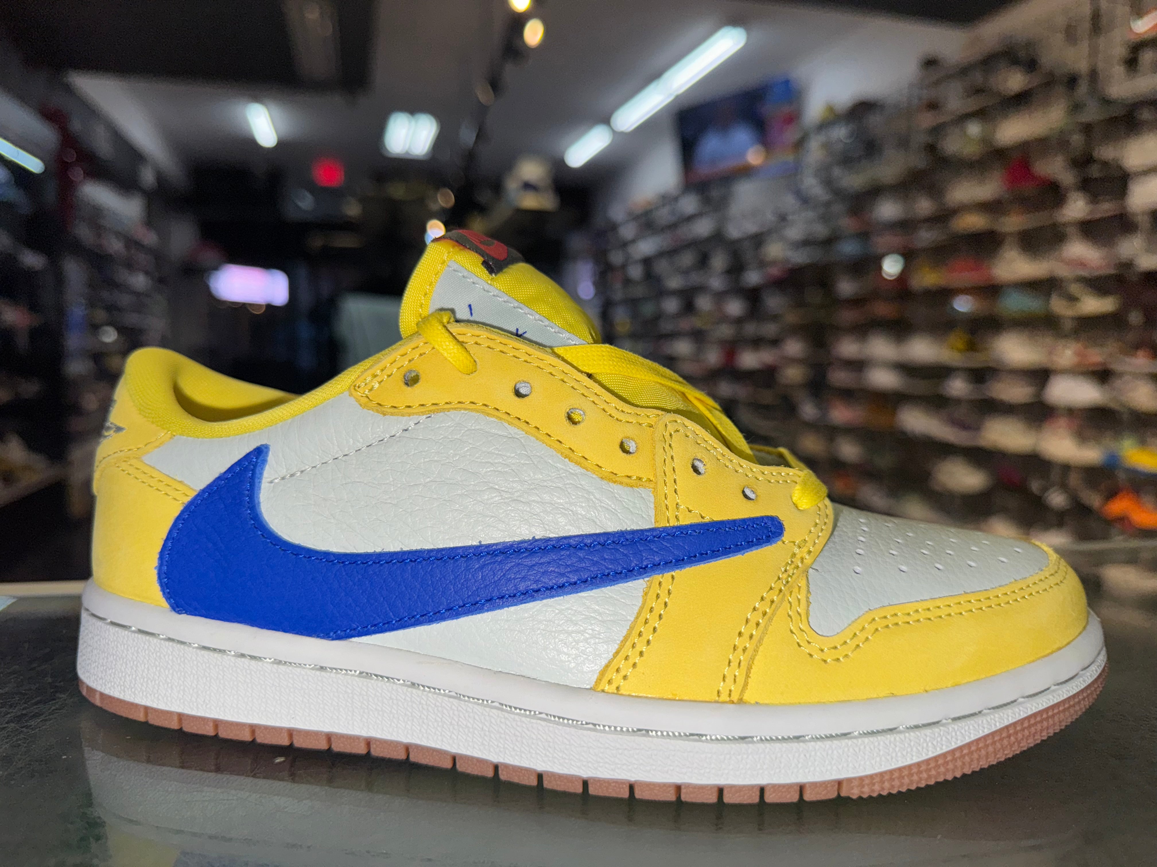 Size 5 (6.5W) Air Jordan 1 Travis Scott "Canary" Brand New