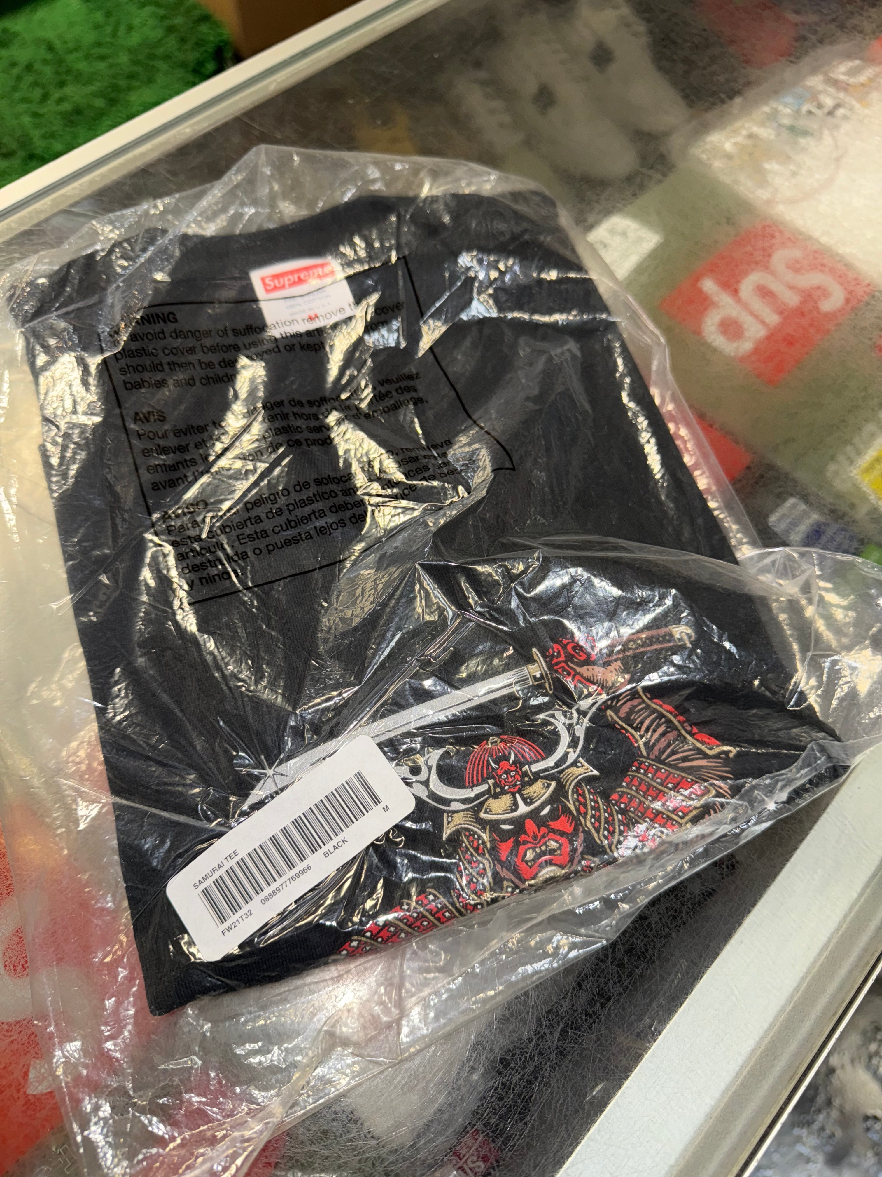 Size M Supreme Samurai Tee “Black” Brand New