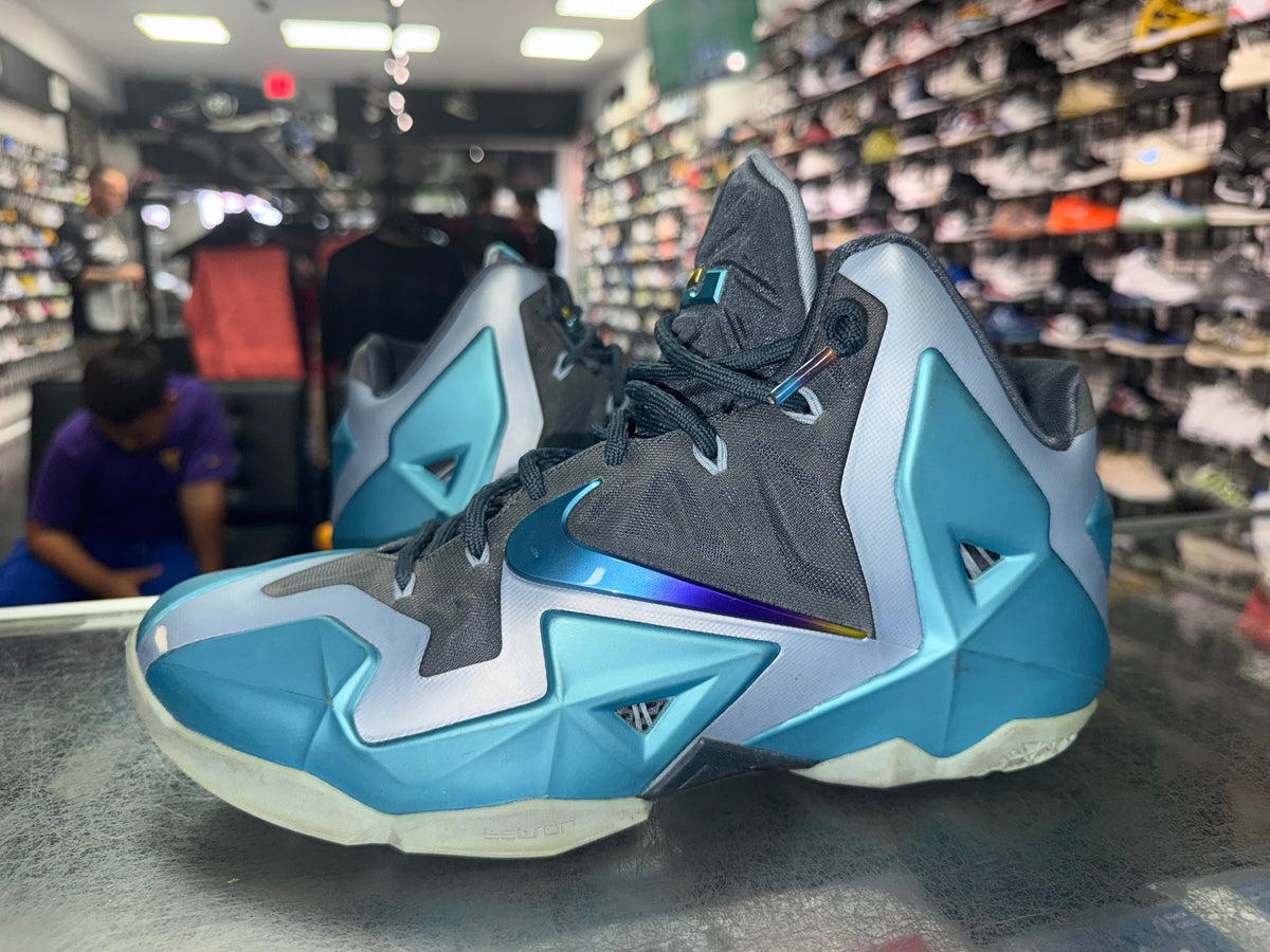 Size 10.5 Lebron 11 "Gamma Blue"