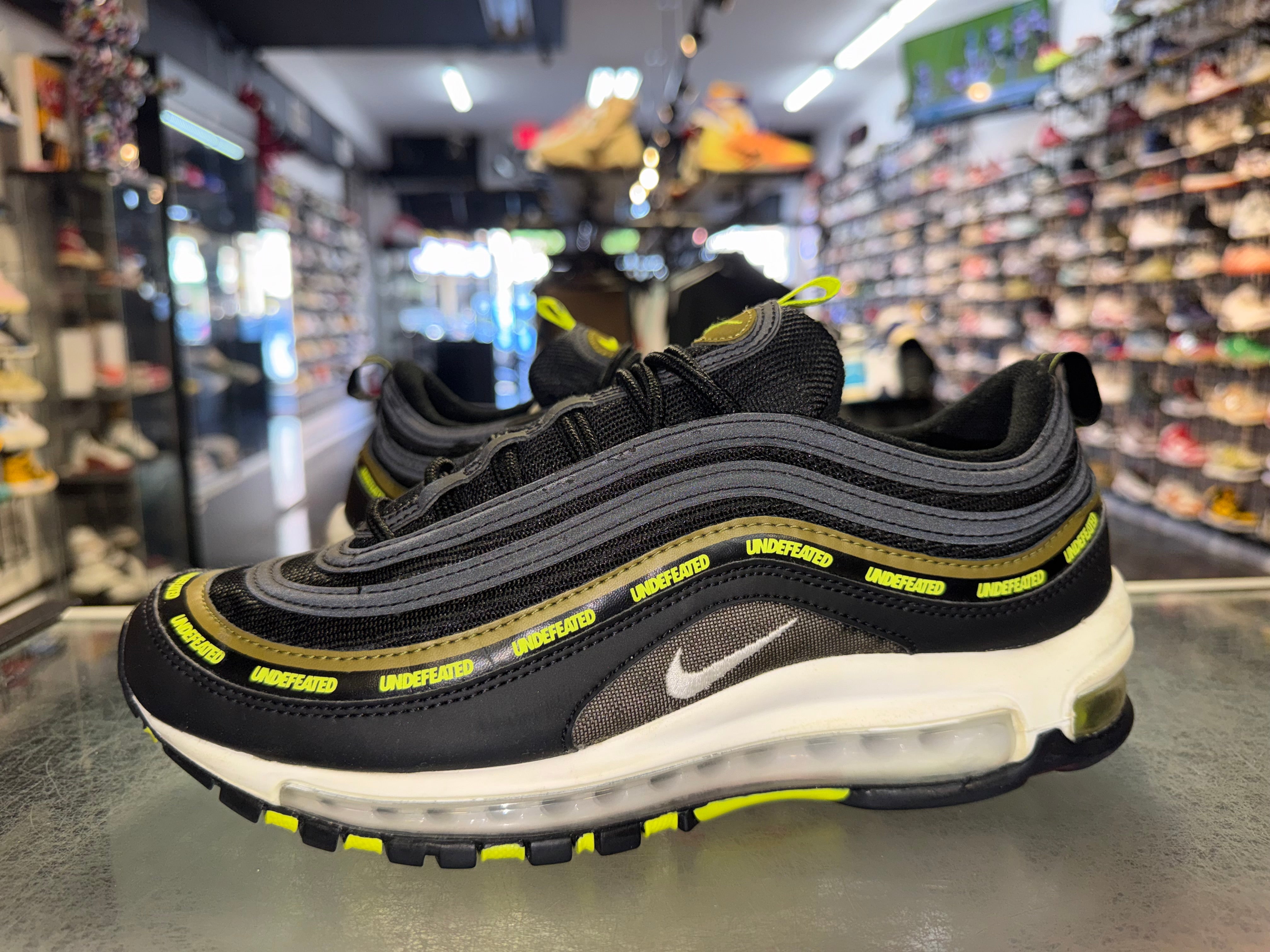 Size 8.5 Air Max 97 Undefeated “Black/Green”