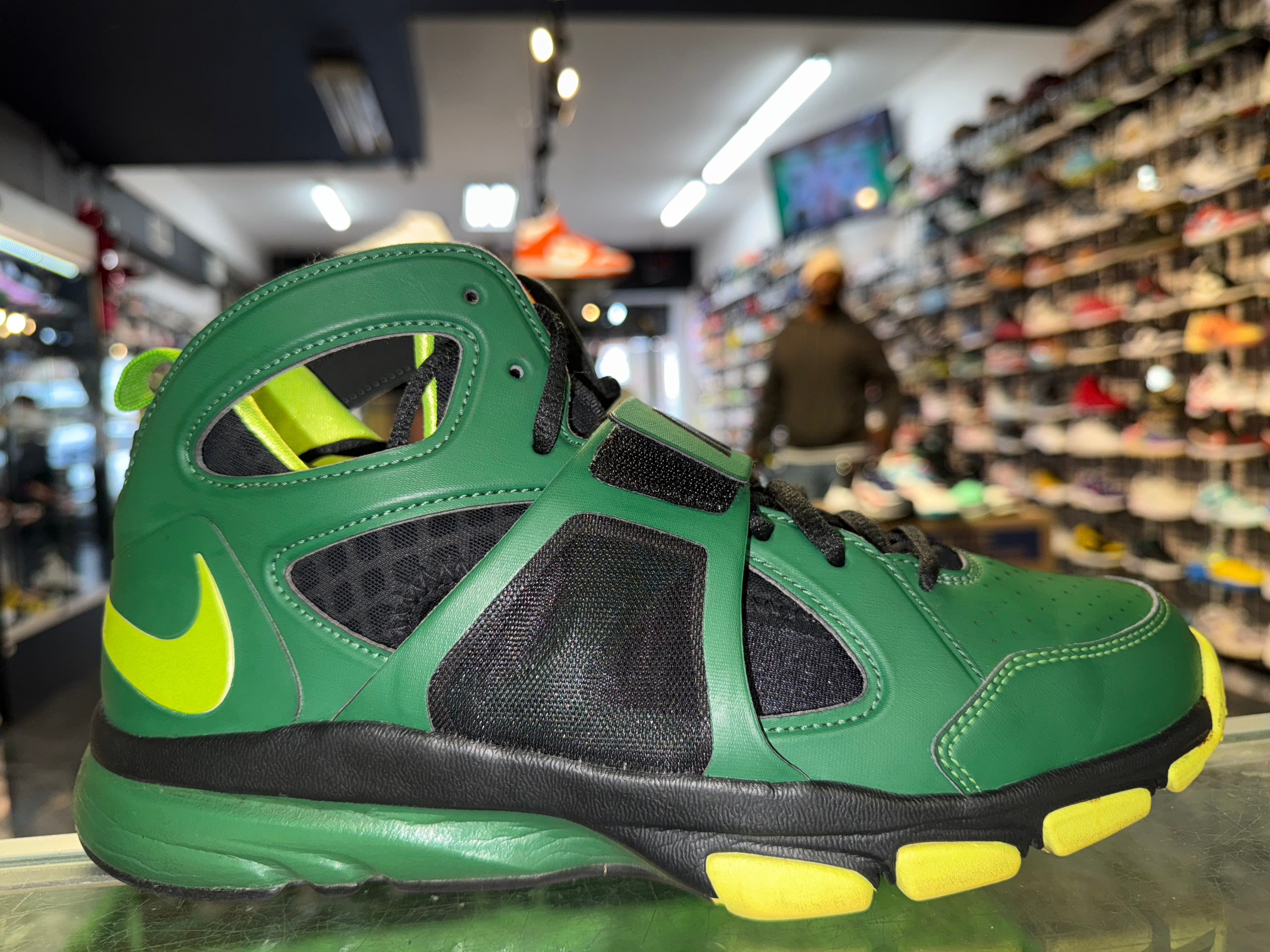 Size 10 Zoom Huarache Trainer Mid "Green Lantern"